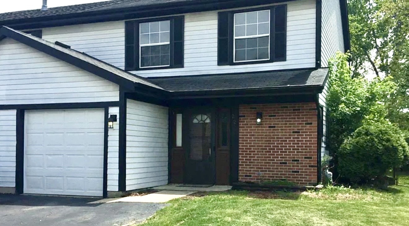 229 JUNIPER Drive #229, Bolingbrook, IL 60440