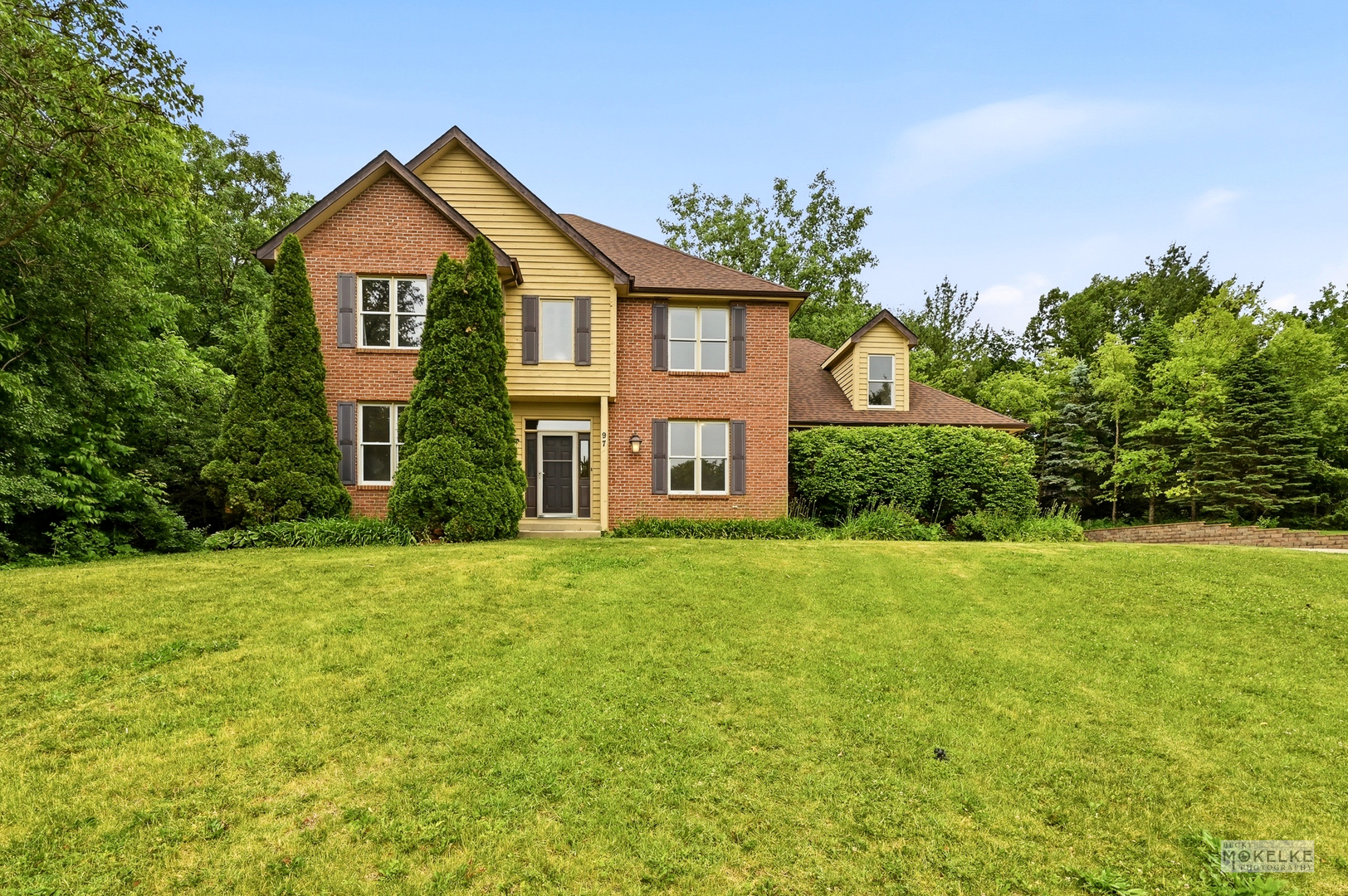 97 Crooked Creek Drive, Yorkville, IL 60560