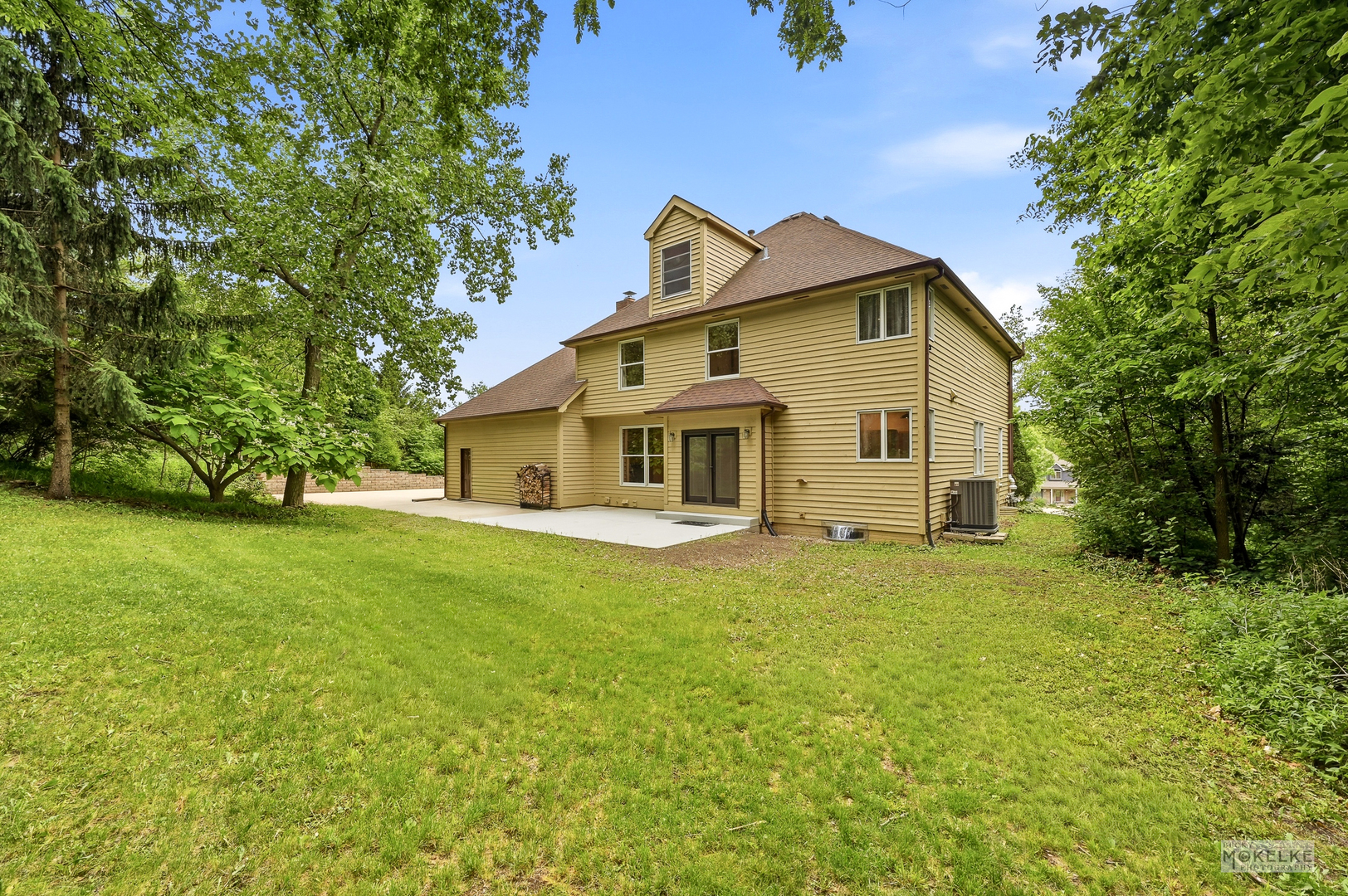 97 Crooked Creek Drive, Yorkville, IL 60560