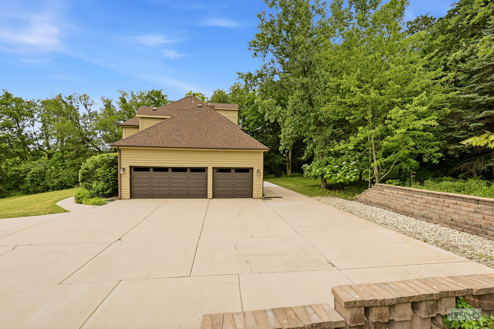 97 Crooked Creek Drive, Yorkville, IL 60560