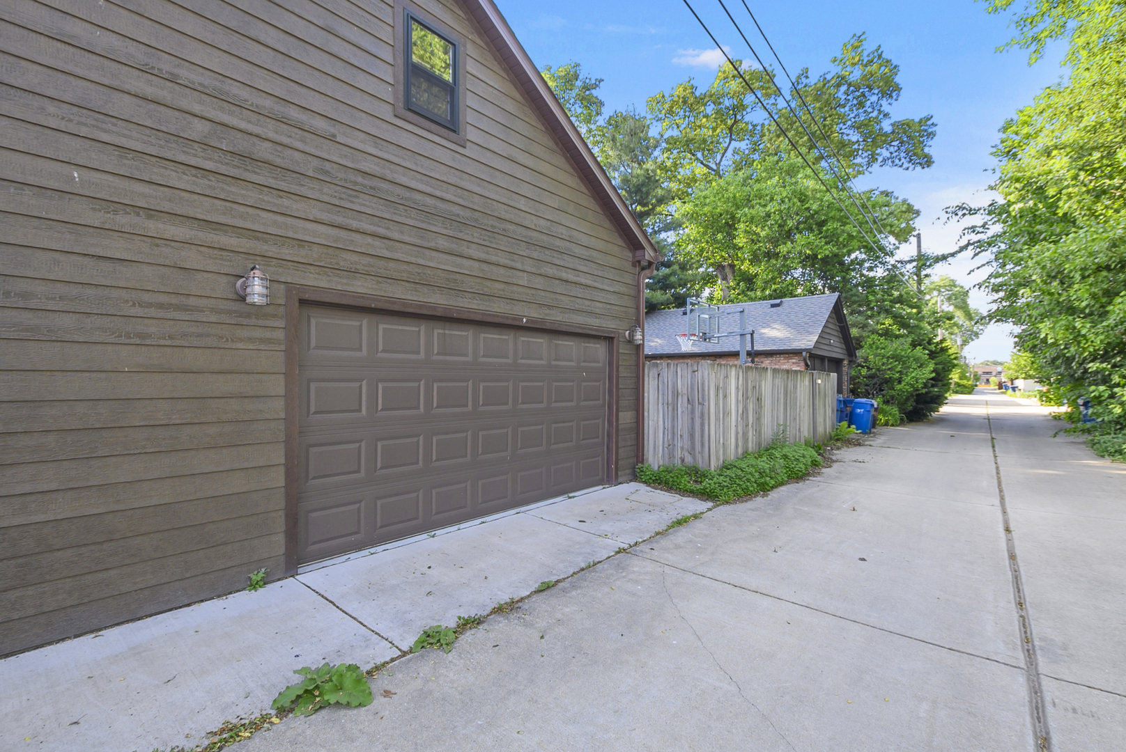 9615 Brandt Avenue, Oak Lawn, IL 60453