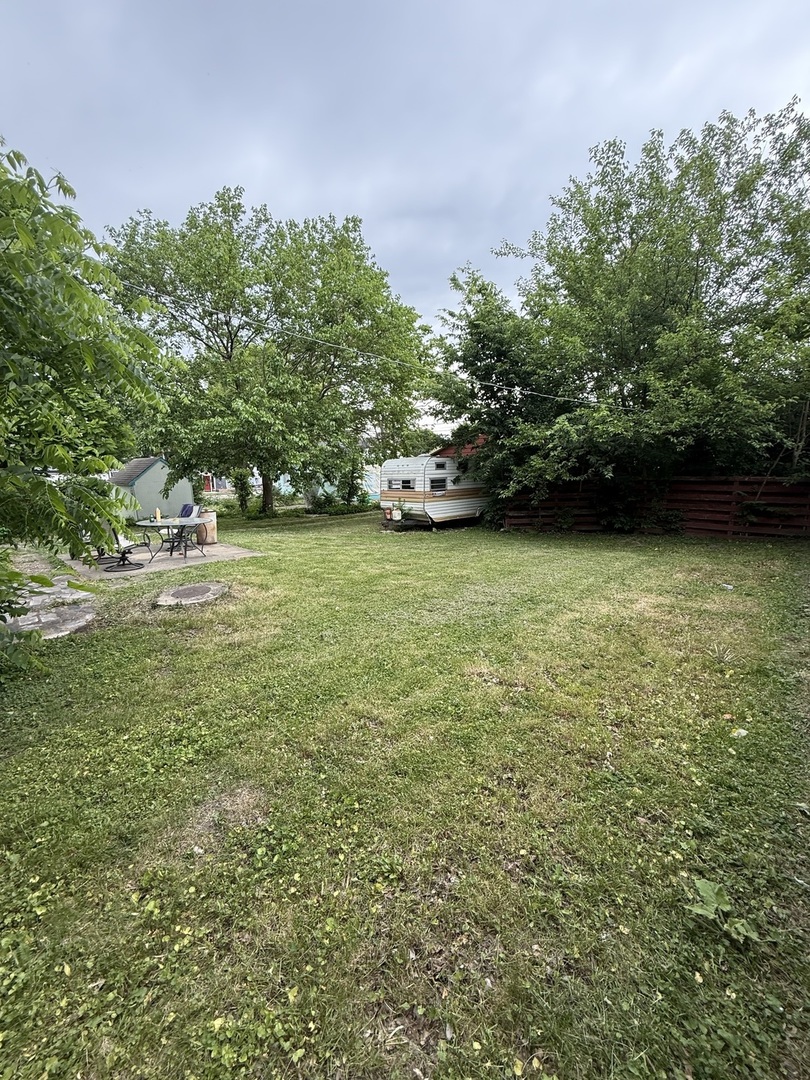 205 S Lincoln Street, Westmont, IL 60559