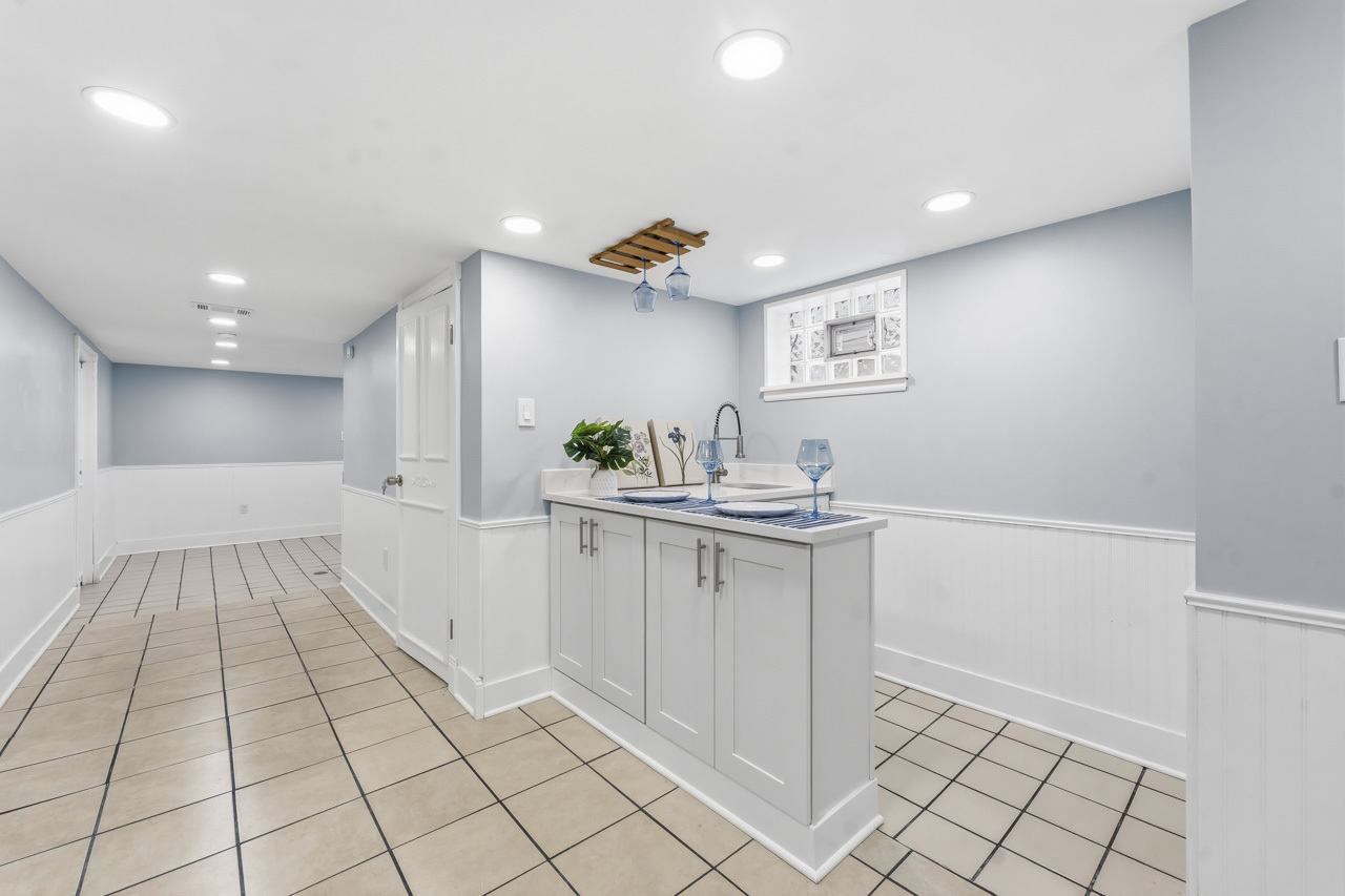 3221 N Opal Avenue, Chicago, IL 60634