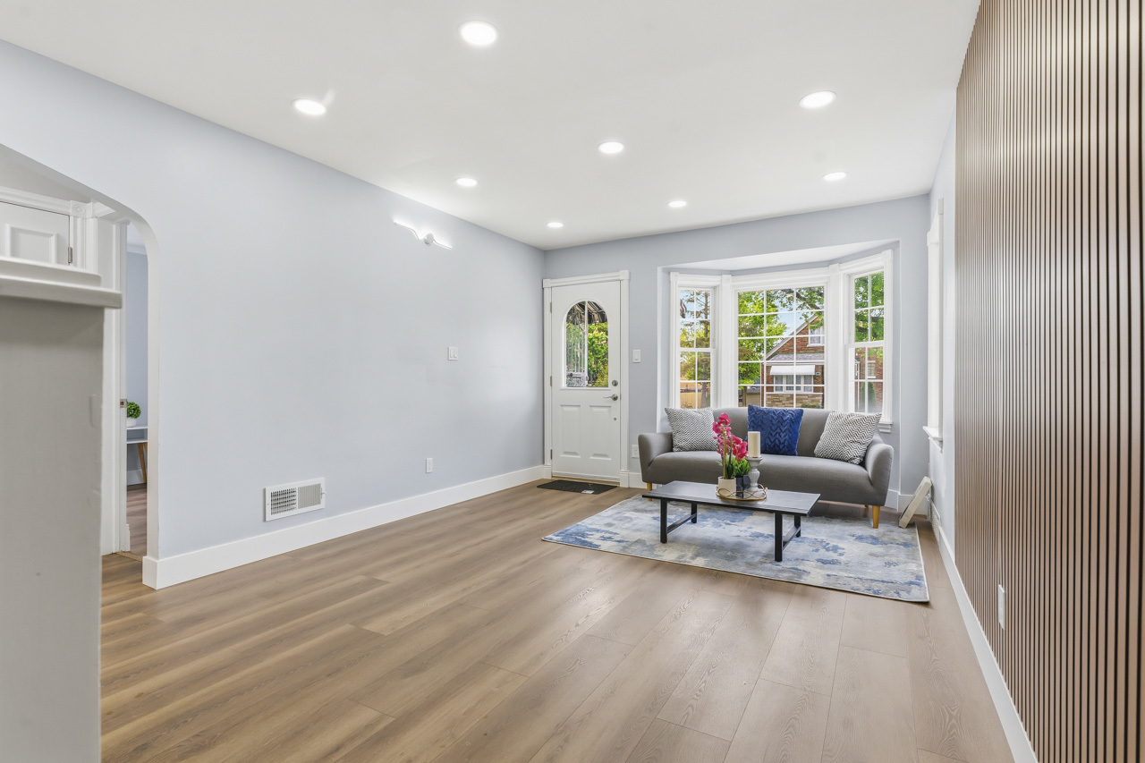3221 N Opal Avenue, Chicago, IL 60634