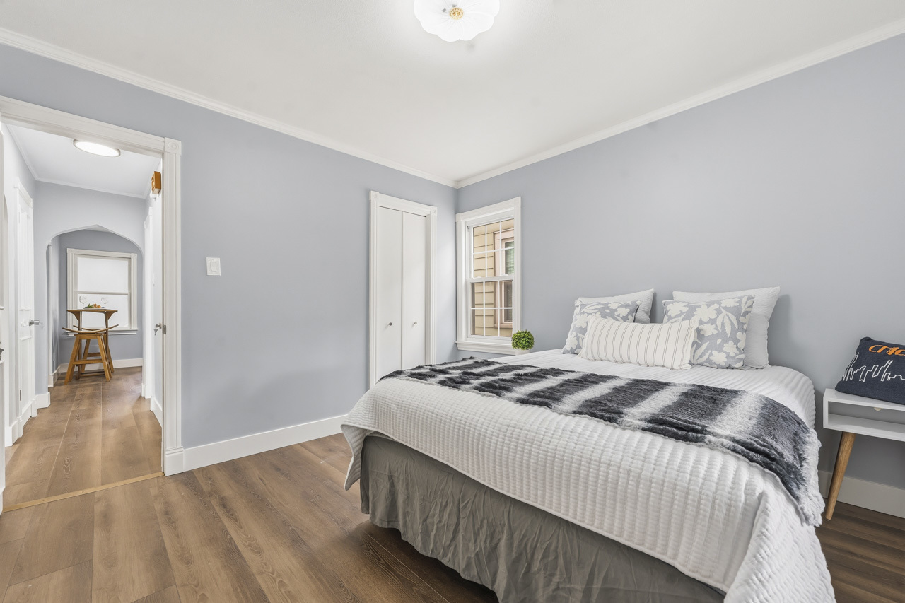 3221 N Opal Avenue, Chicago, IL 60634