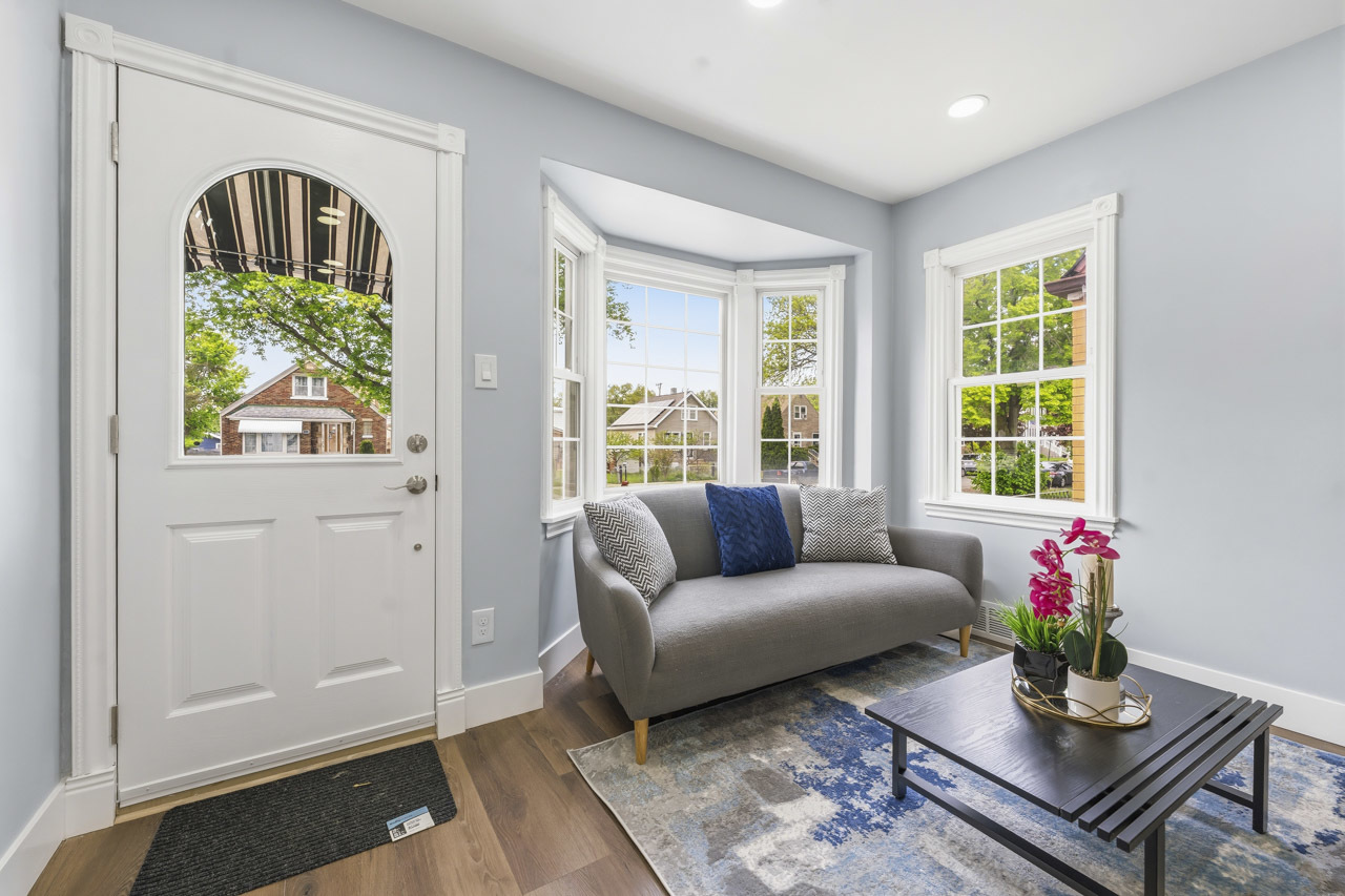 3221 N Opal Avenue, Chicago, IL 60634