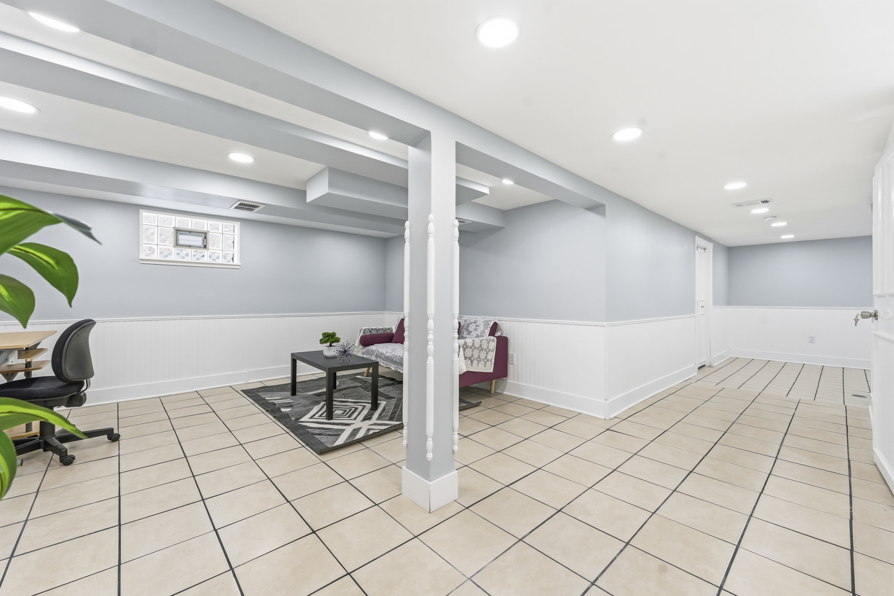 3221 N Opal Avenue, Chicago, IL 60634
