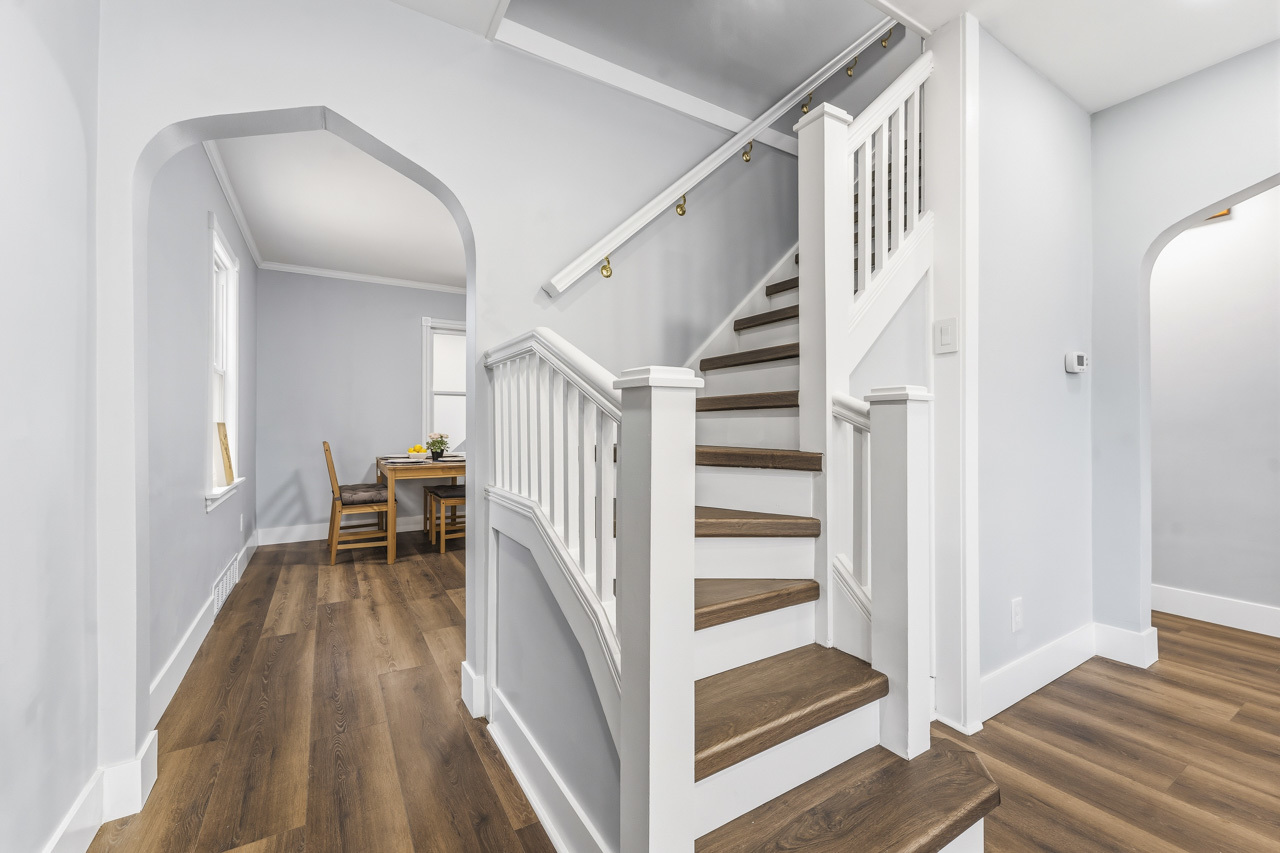 3221 N Opal Avenue, Chicago, IL 60634