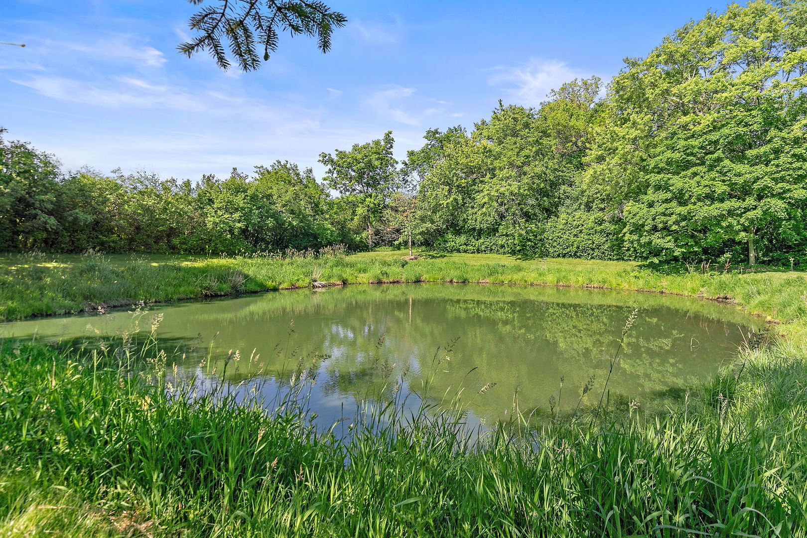1476 Columbia Lane, Barrington, IL 60010