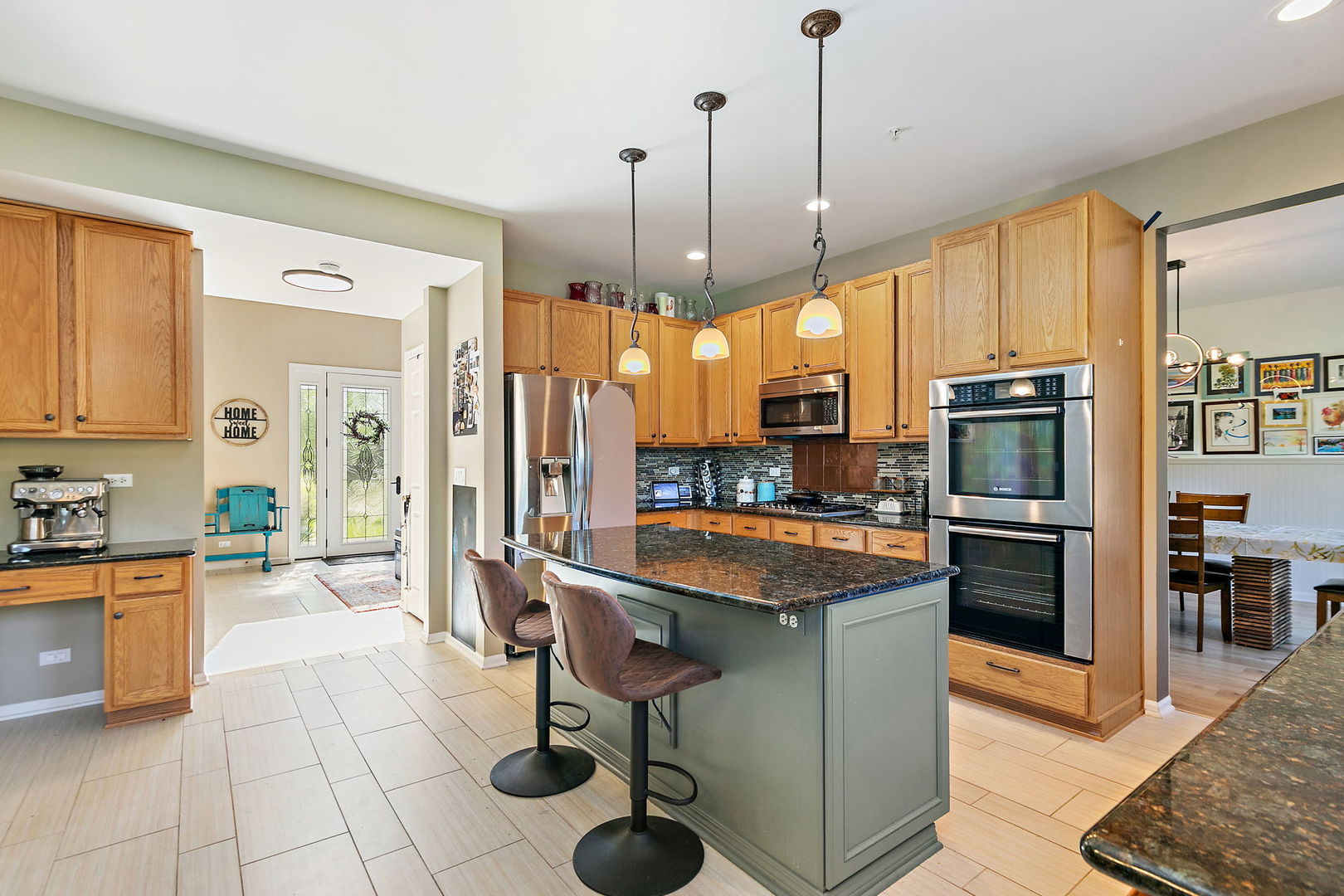 1476 Columbia Lane, Barrington, IL 60010