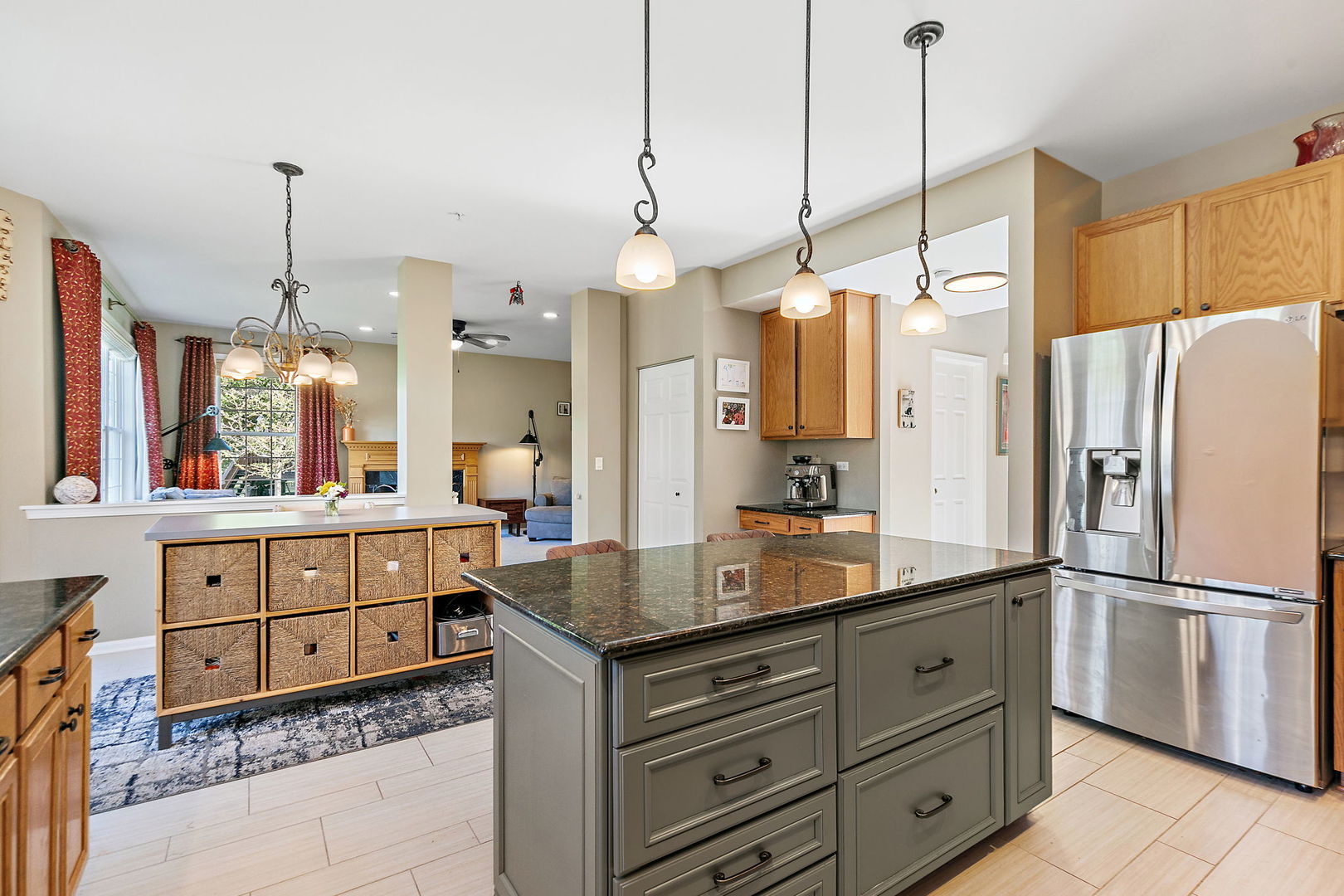 1476 Columbia Lane, Barrington, IL 60010