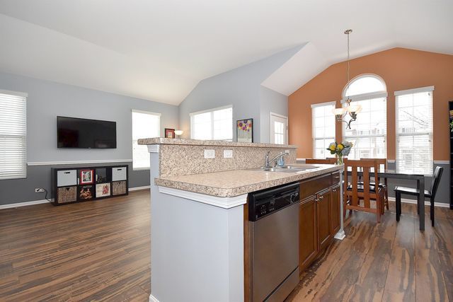 6541 Lilac Boulevard, Hanover Park, IL 60133