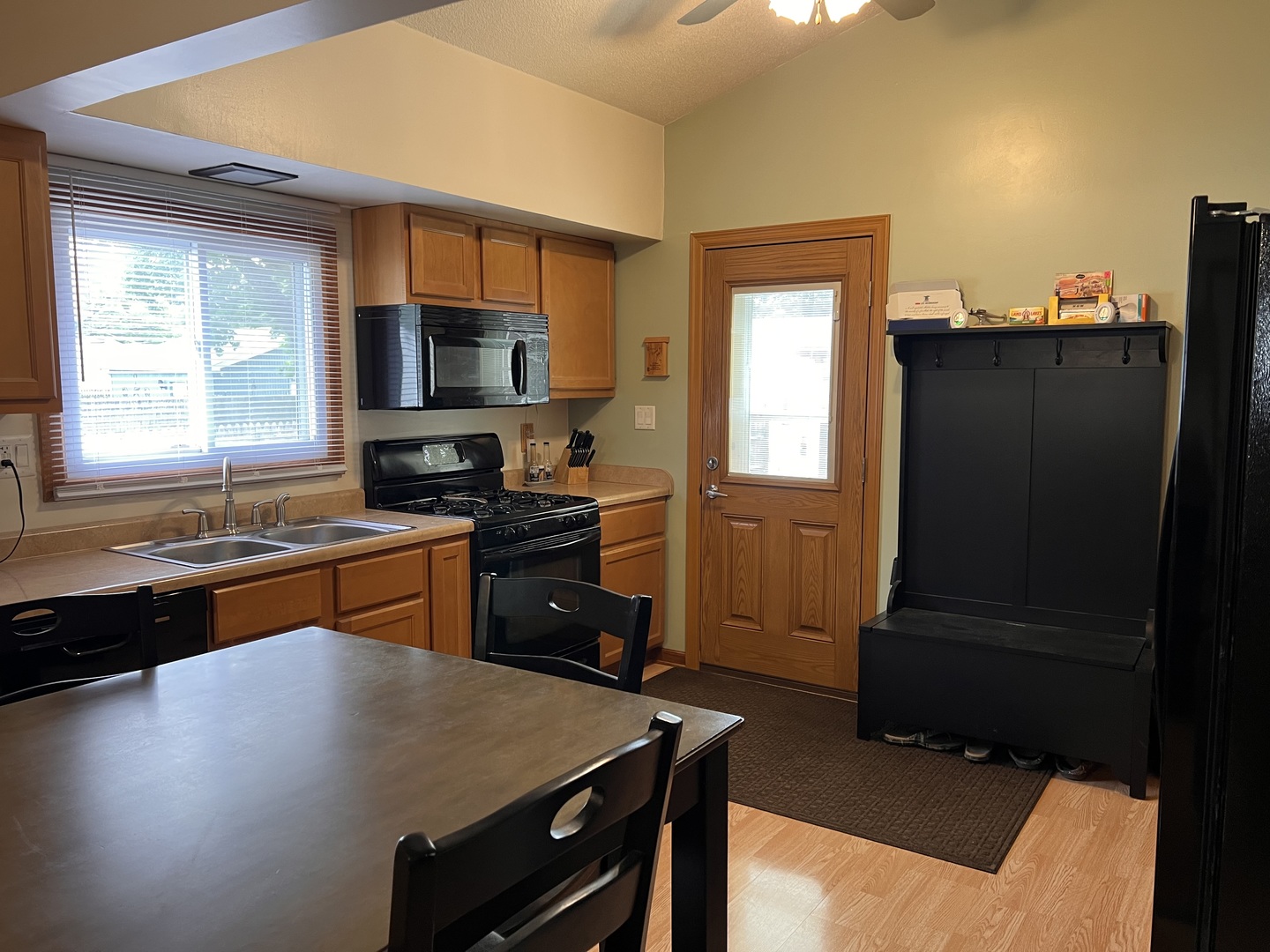 413 S May Street, Joliet, IL 60436