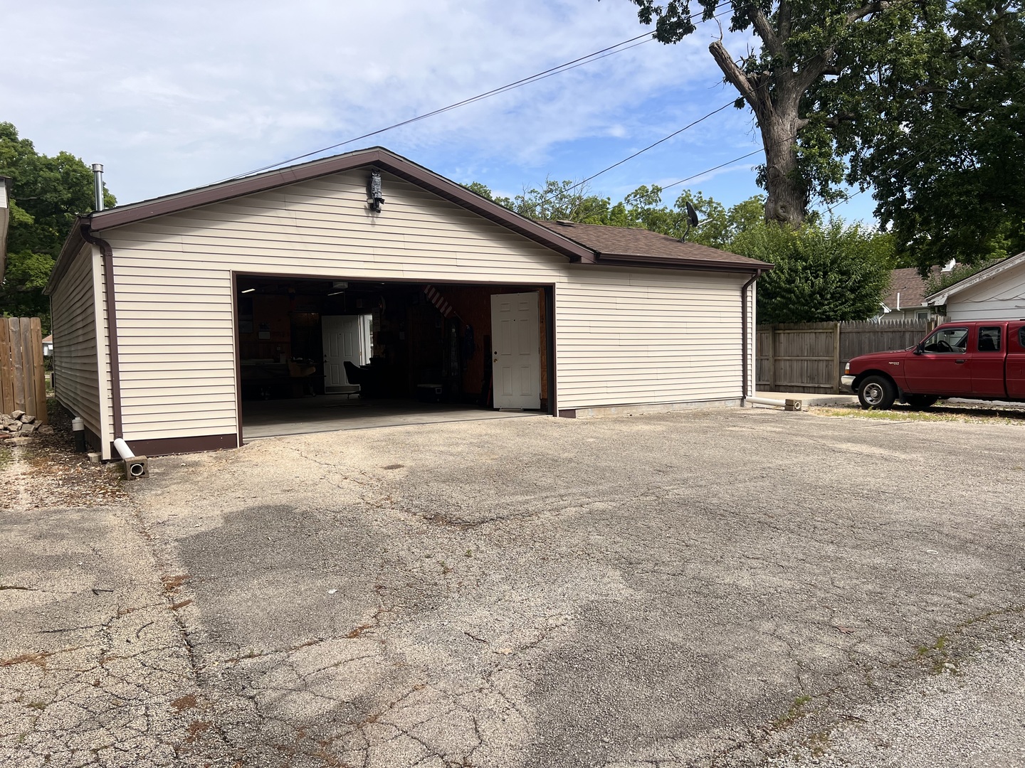 413 S May Street, Joliet, IL 60436