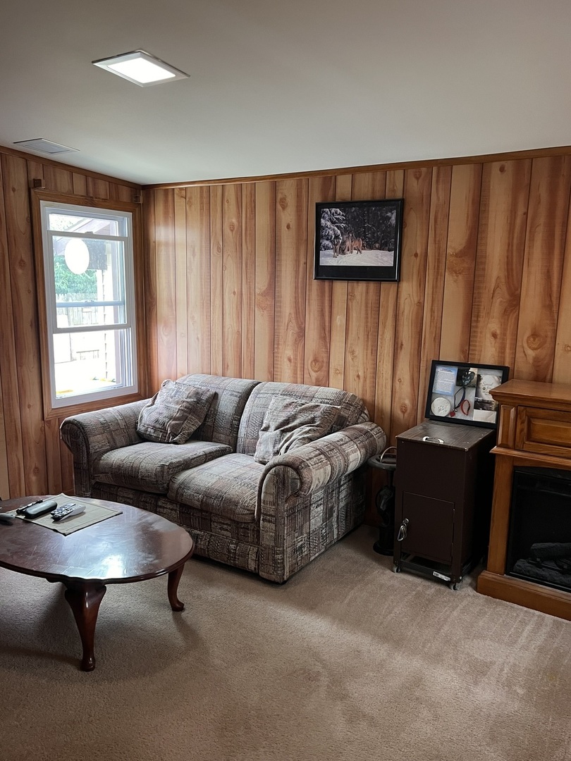 413 S May Street, Joliet, IL 60436