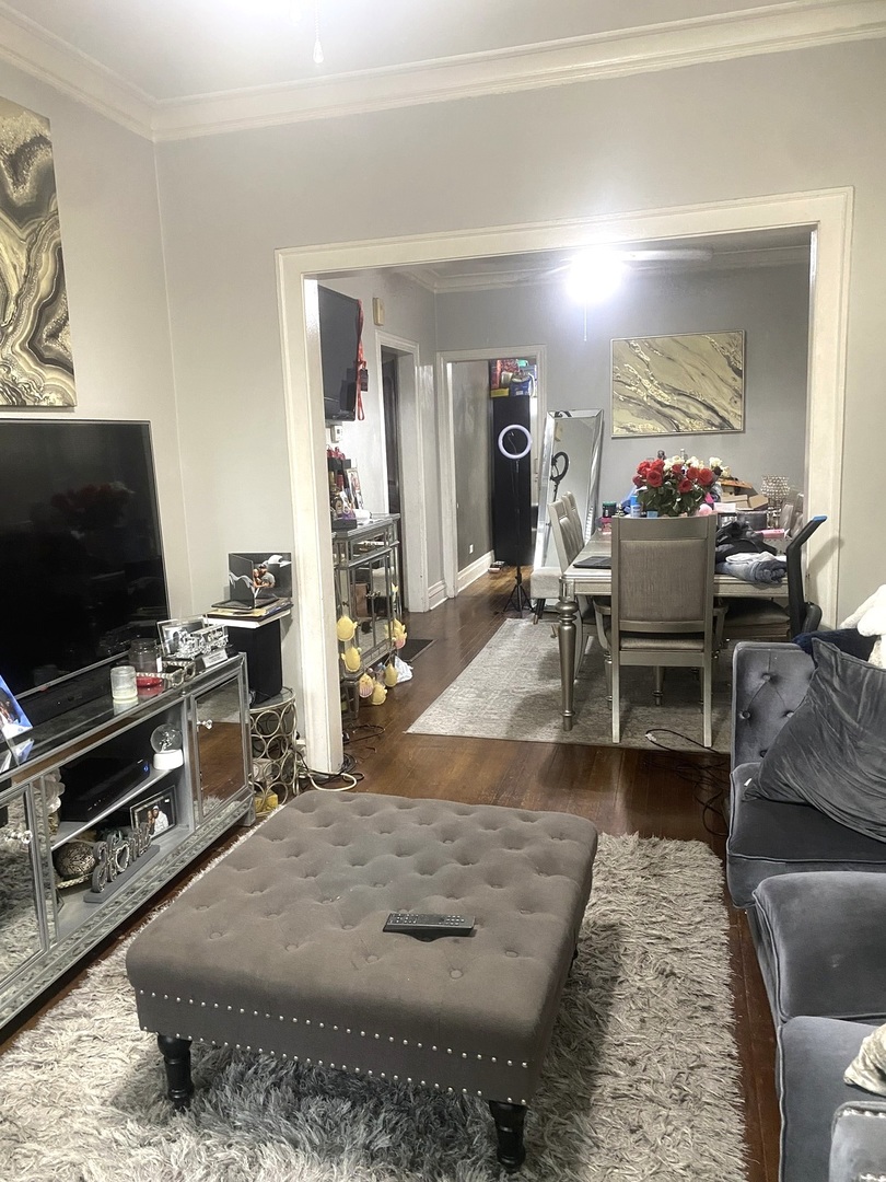 6433 S Talman Avenue, Chicago, IL 60629