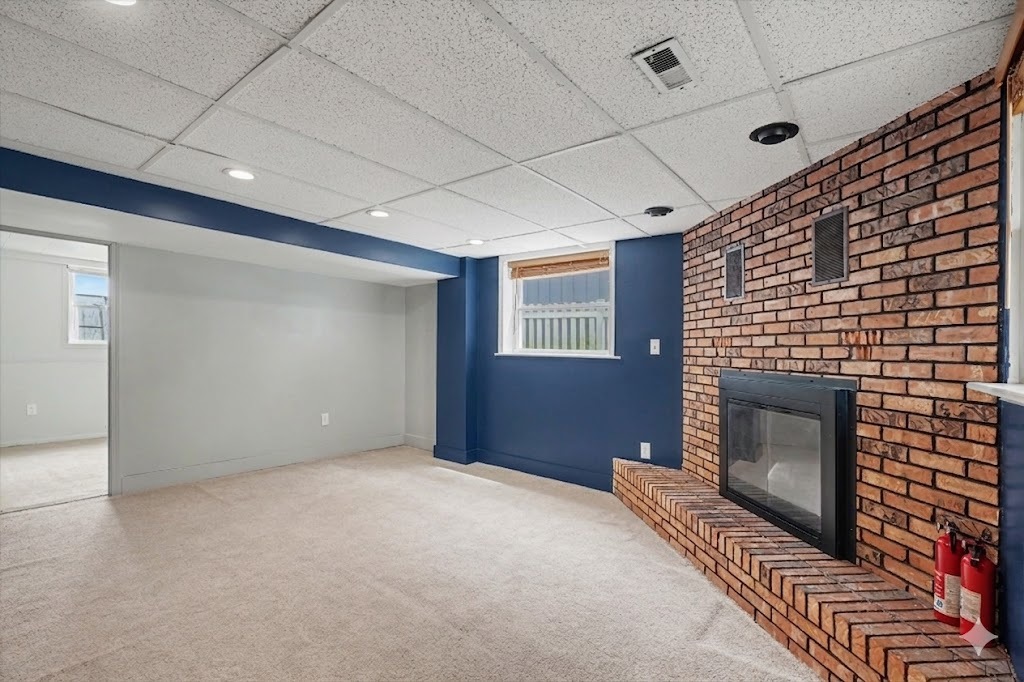 904 Fairoaks Drive, Champaign, IL 61821