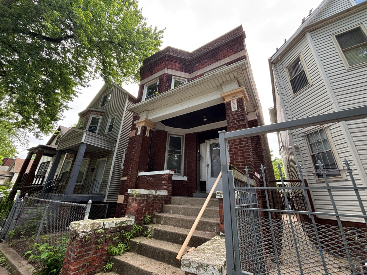 5308 S Bishop Street, Chicago, IL 60609