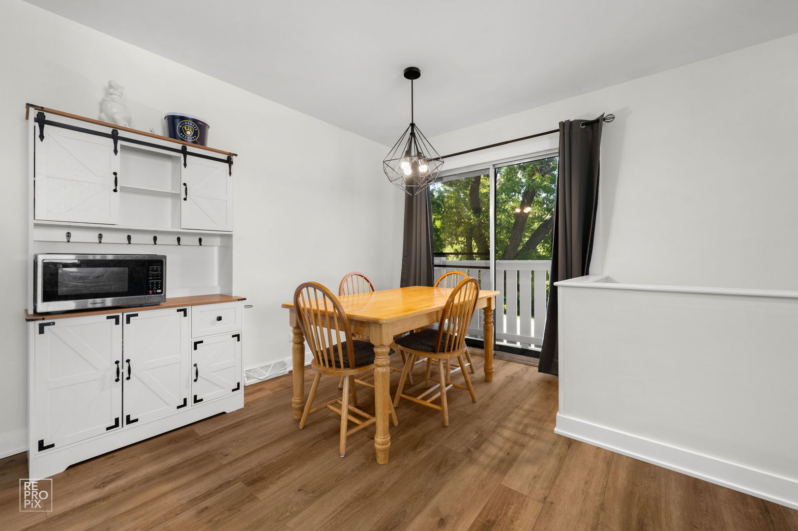 411 SIDNEY Avenue #D, Glendale Heights, IL 60139