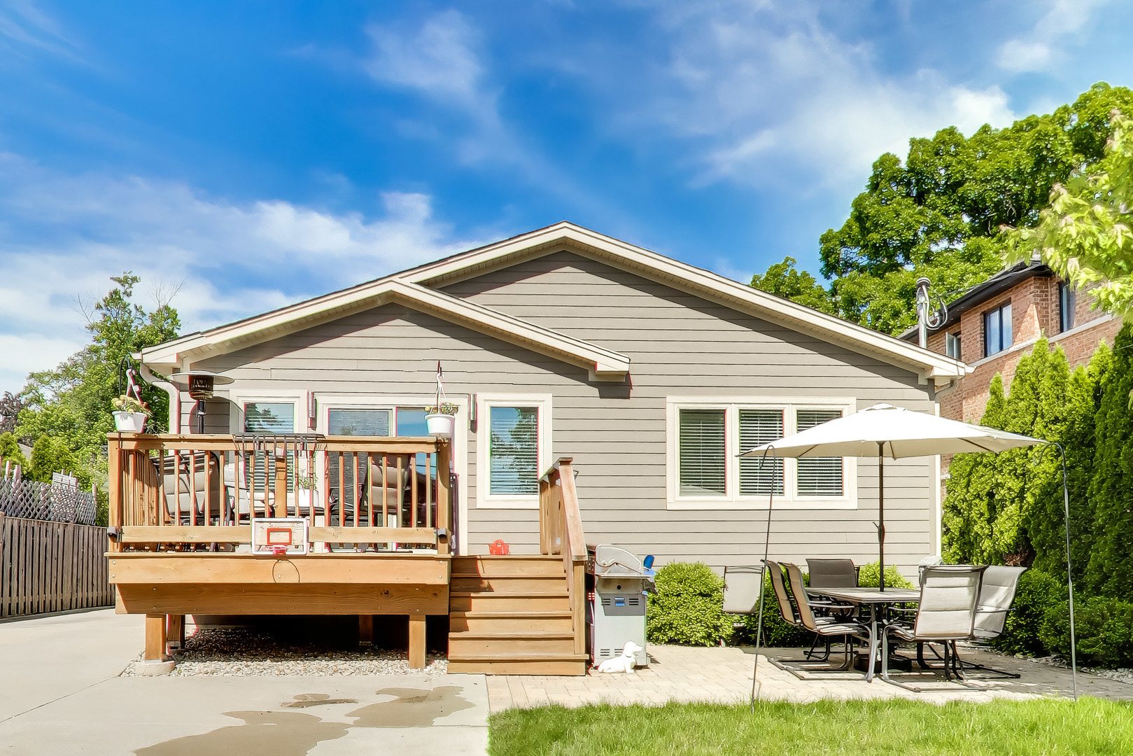 1721 S CUMBERLAND Avenue, Park Ridge, IL 60068