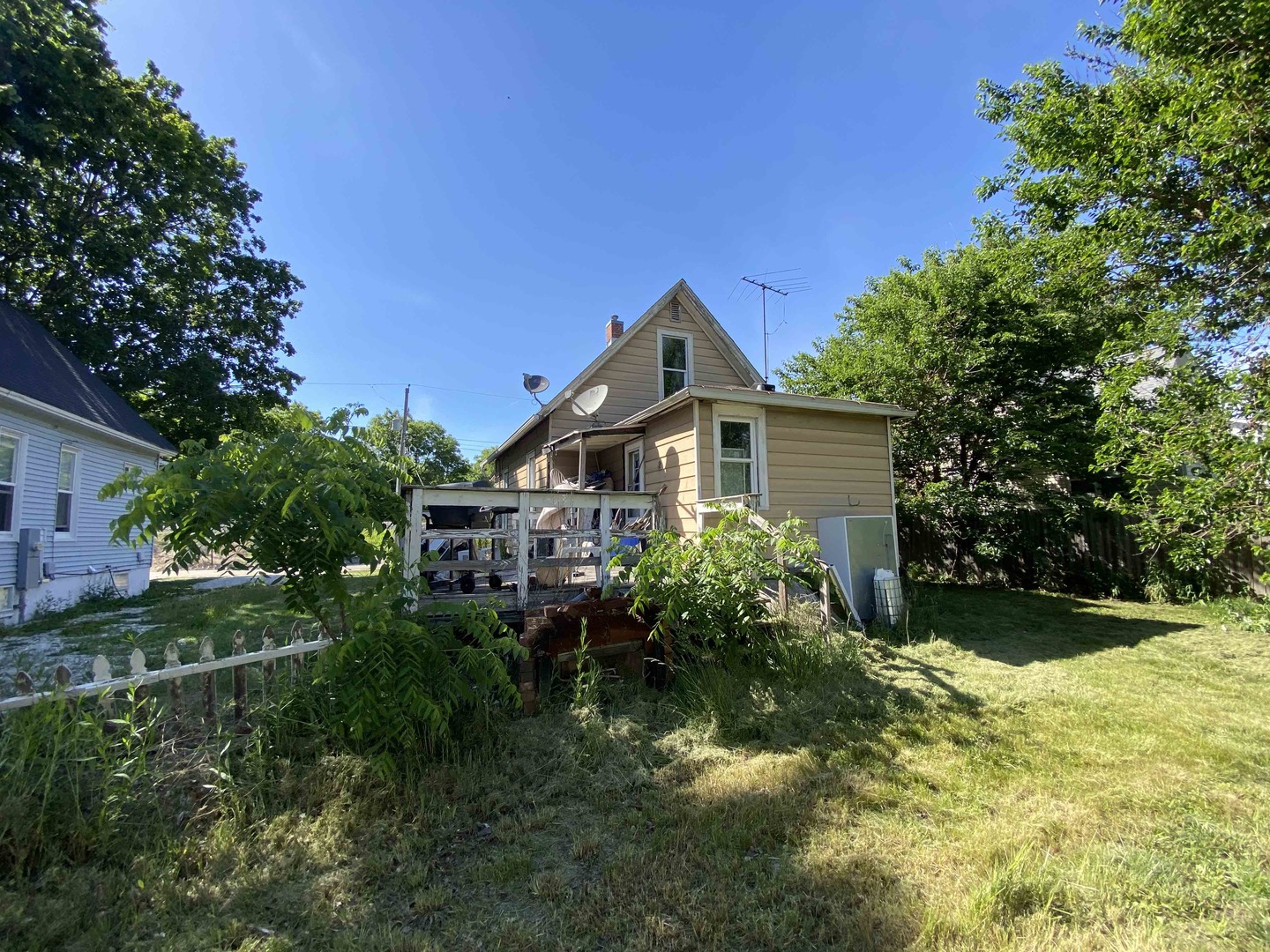 1011 Lincoln Street, Galesburg, IL 61401