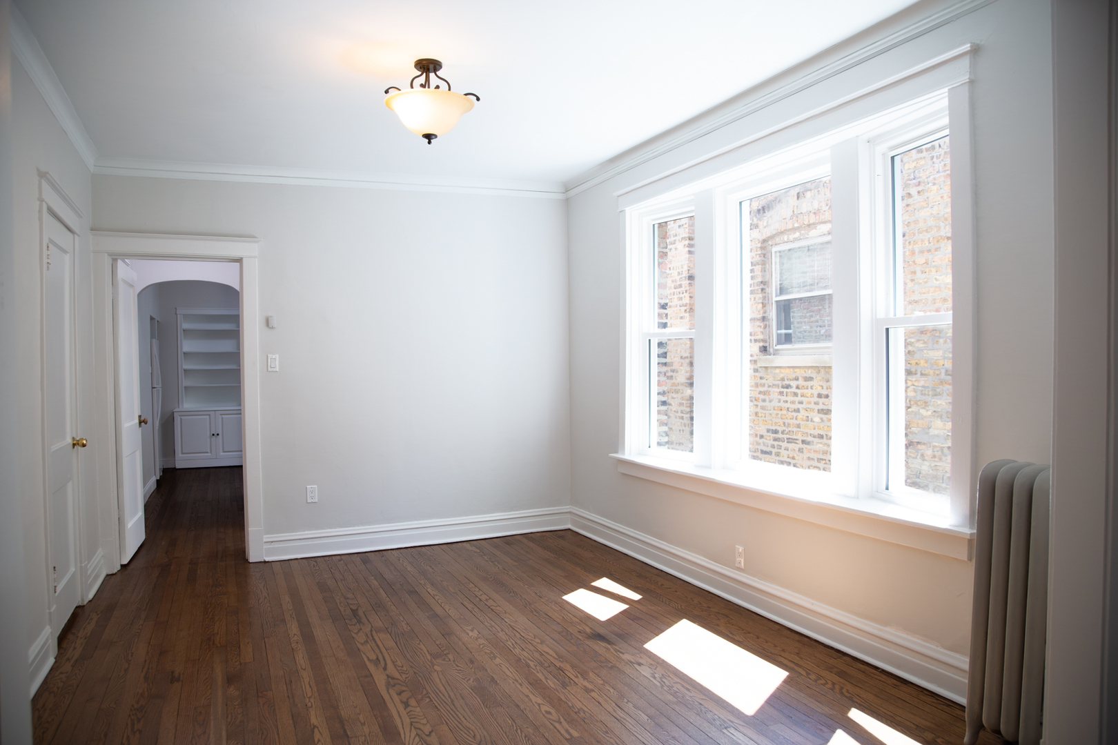 4727 W Schubert Avenue, Chicago, IL 60639