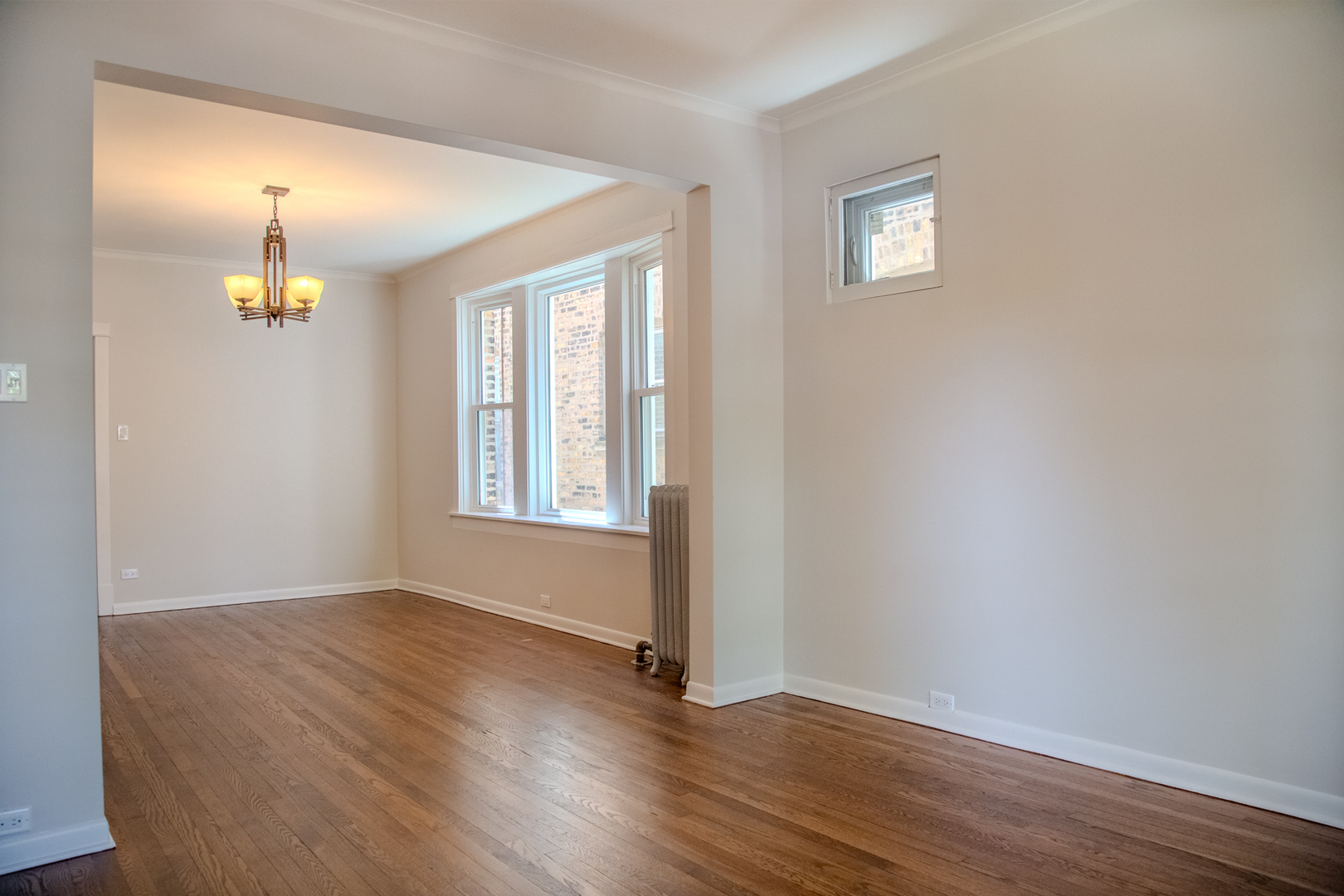 4727 W Schubert Avenue, Chicago, IL 60639