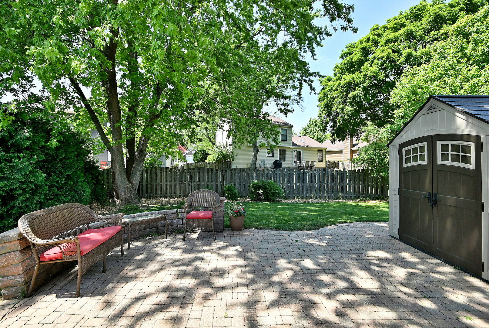 88 Jansen Lane, Vernon Hills, IL 60061