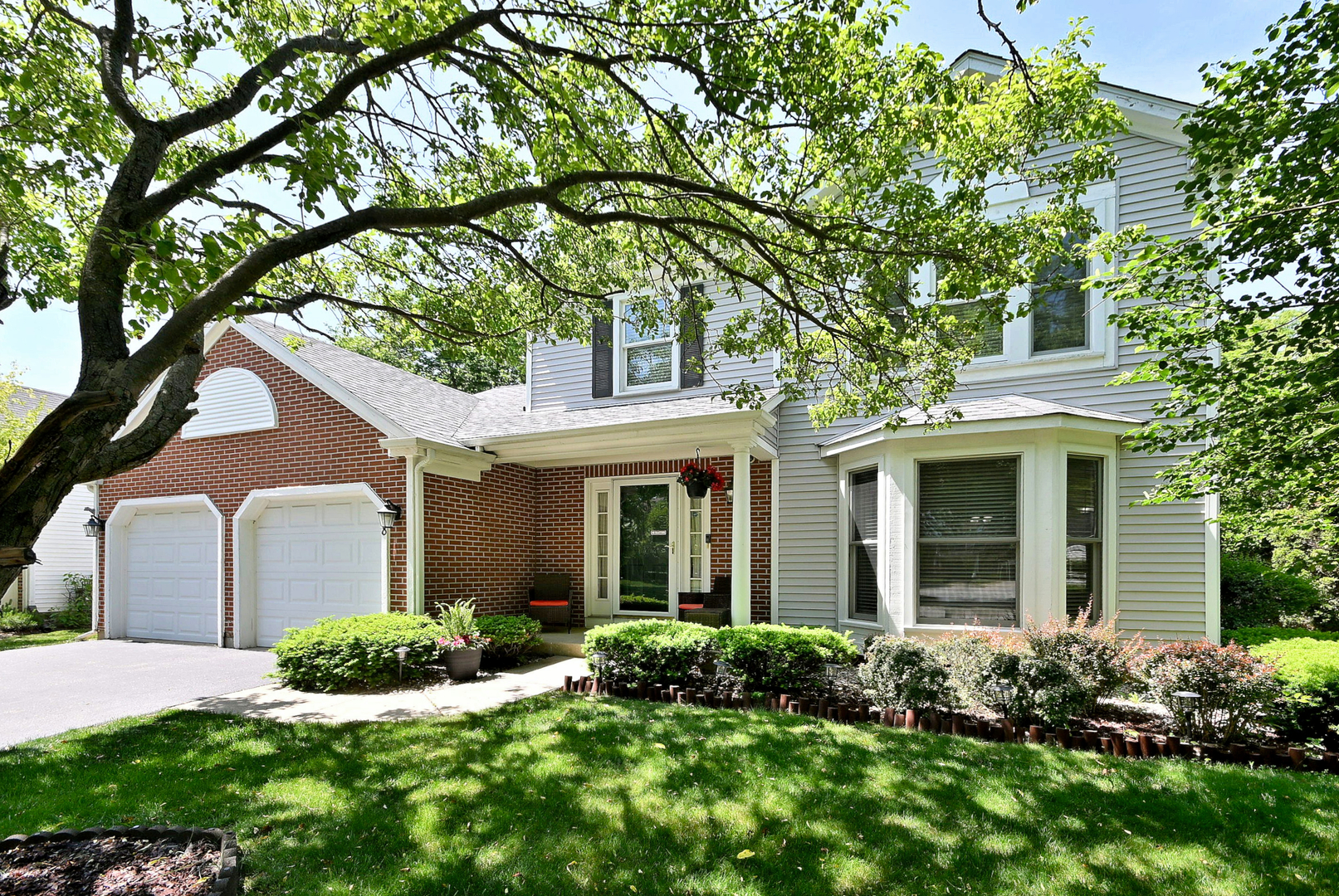 88 Jansen Lane, Vernon Hills, IL 60061