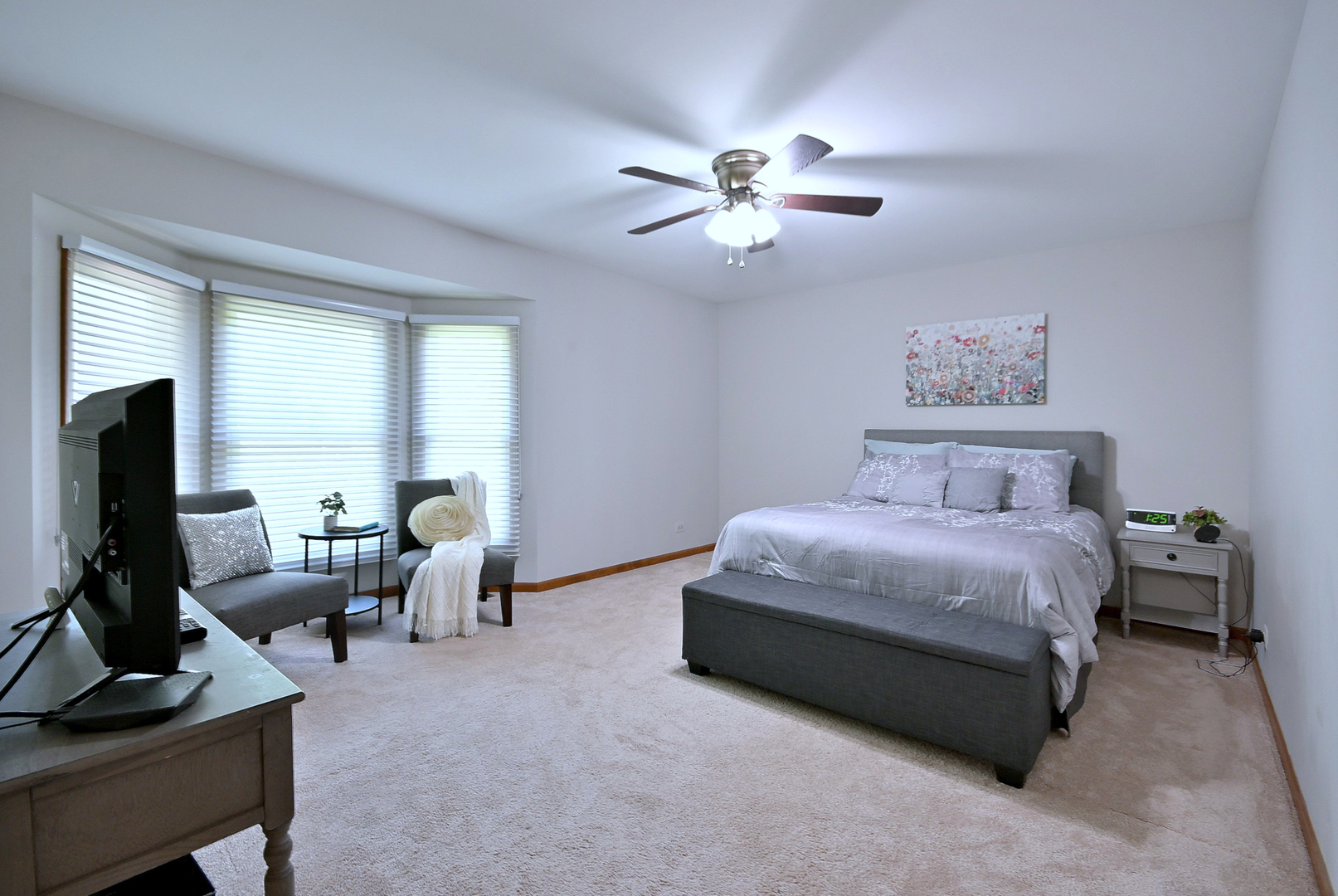 88 Jansen Lane, Vernon Hills, IL 60061