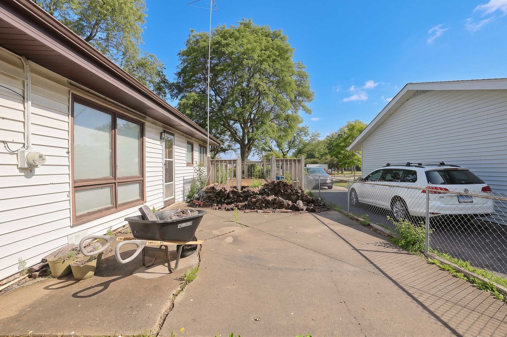 4103 Wren Lane, Rolling Meadows, IL 60008
