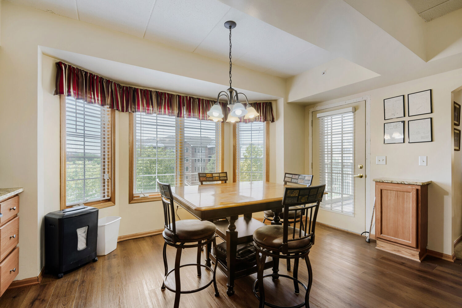 7710 Greenway Boulevard #3NW, Tinley Park, IL 60487