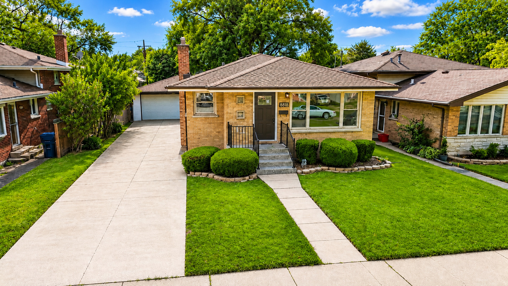 8818 S 55th Court, Oak Lawn, IL 60453