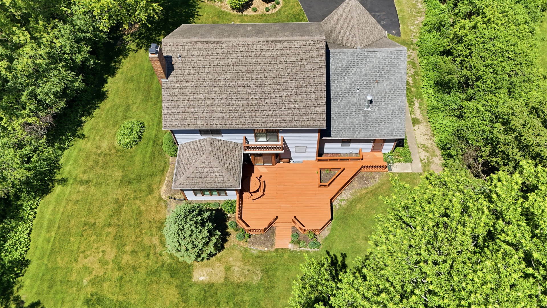 107 Roxborough Place, Inverness, IL 60010