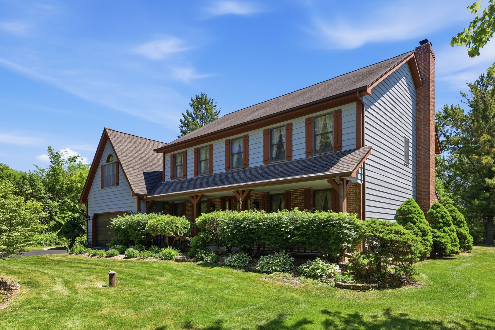 107 Roxborough Place, Inverness, IL 60010