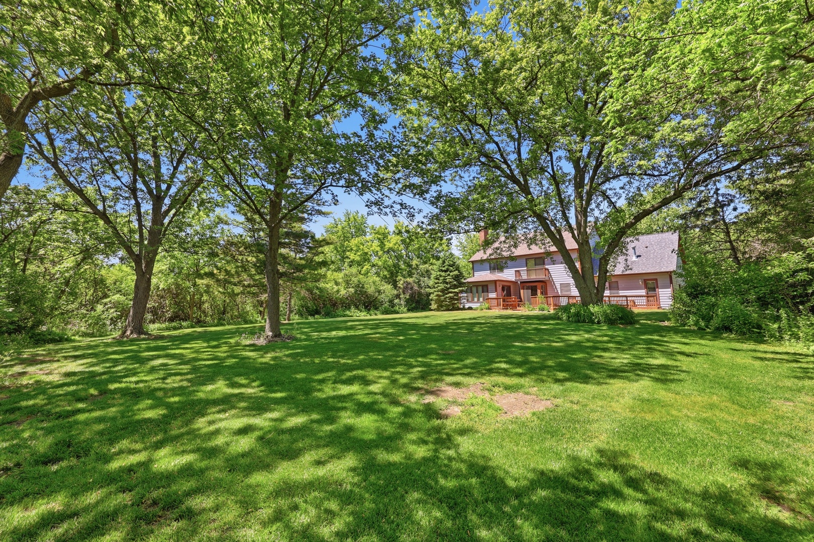 107 Roxborough Place, Inverness, IL 60010