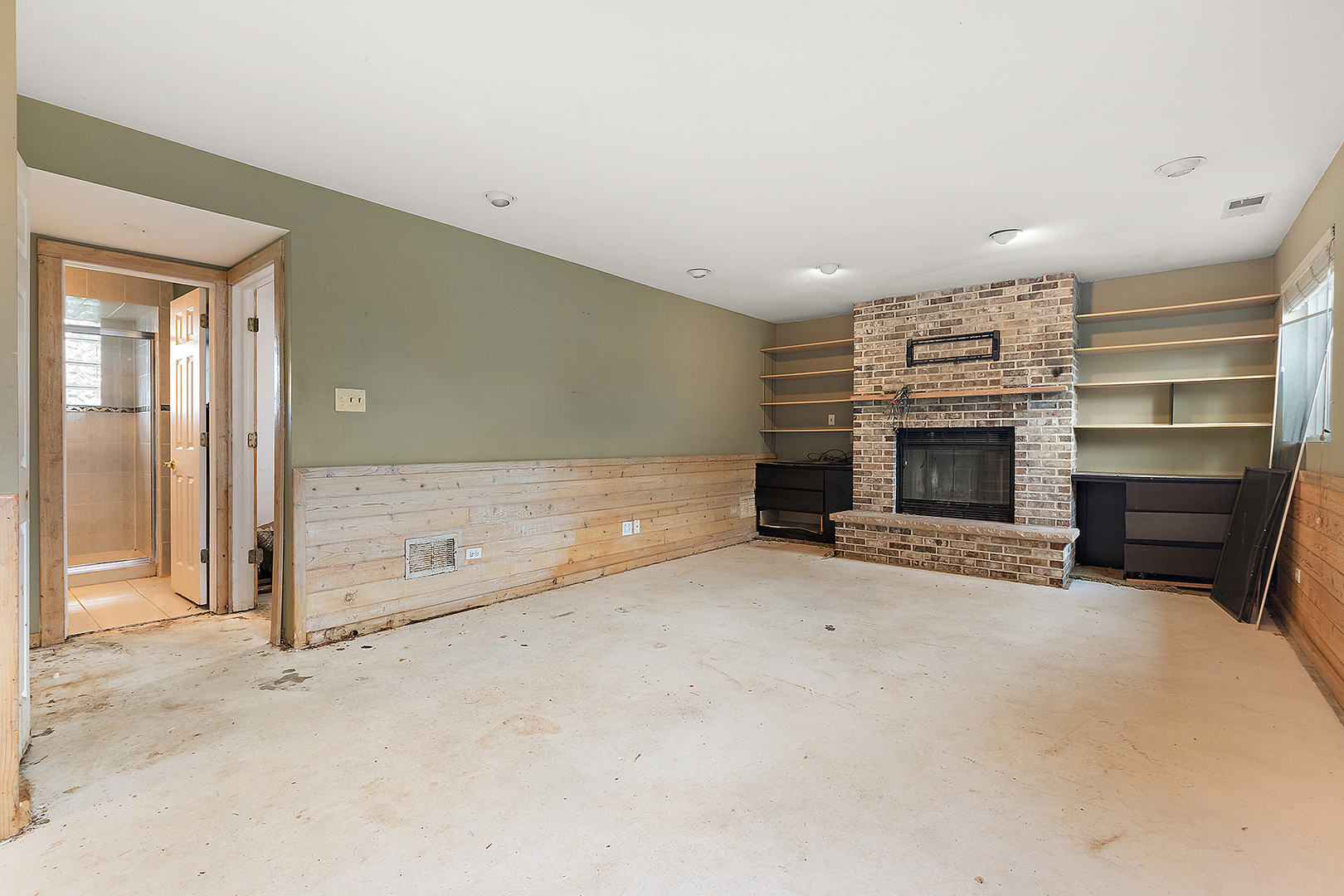 16154 85th Avenue, Tinley Park, IL 60487