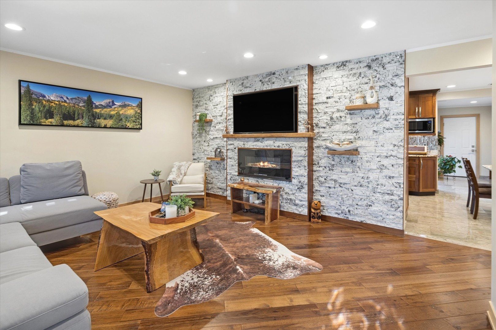7730 BROOKHAVEN Avenue, Darien, IL 60561
