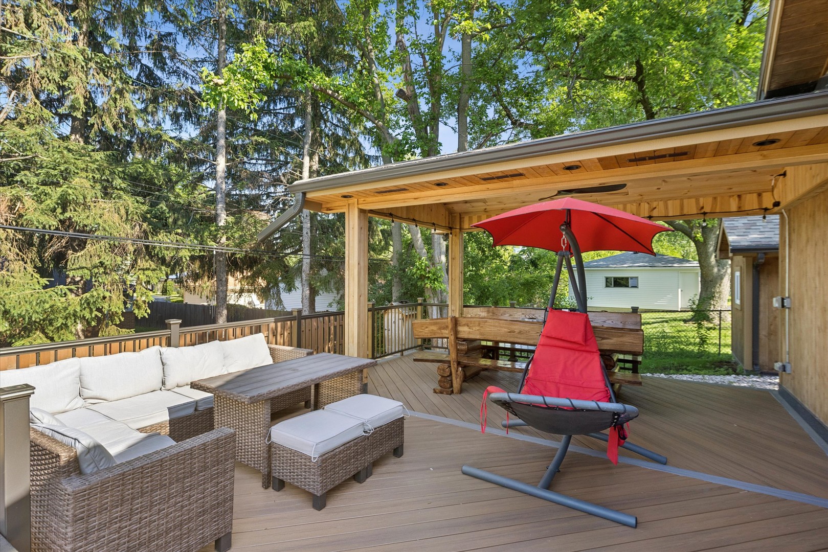 7730 BROOKHAVEN Avenue, Darien, IL 60561