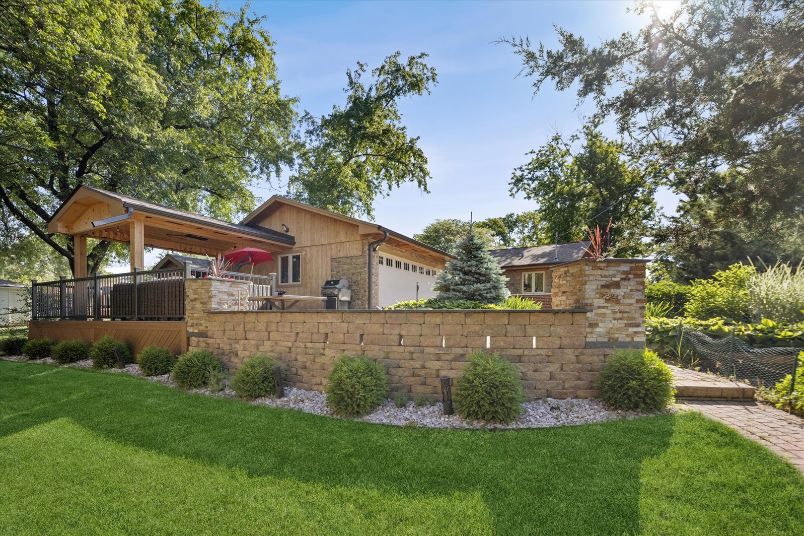 7730 BROOKHAVEN Avenue, Darien, IL 60561
