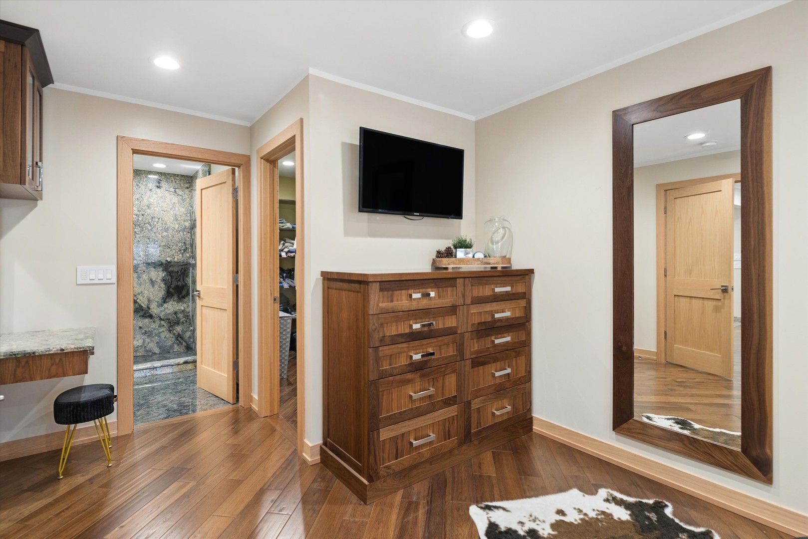 7730 BROOKHAVEN Avenue, Darien, IL 60561