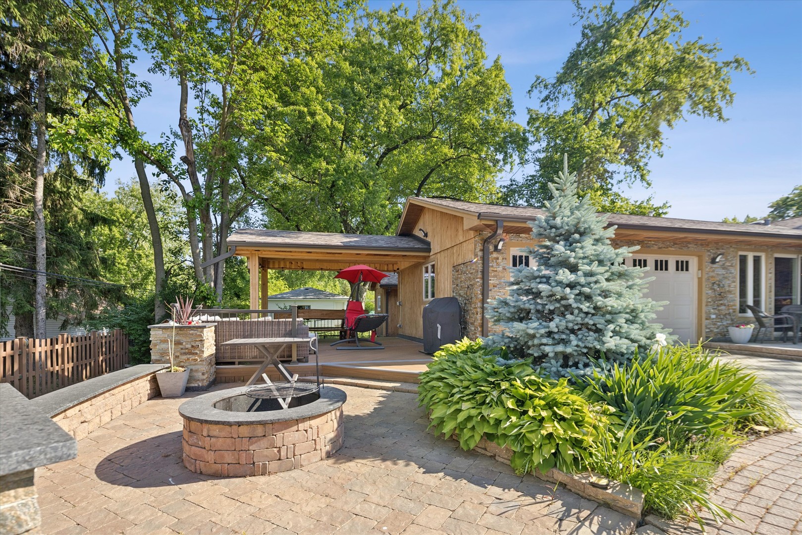 7730 BROOKHAVEN Avenue, Darien, IL 60561