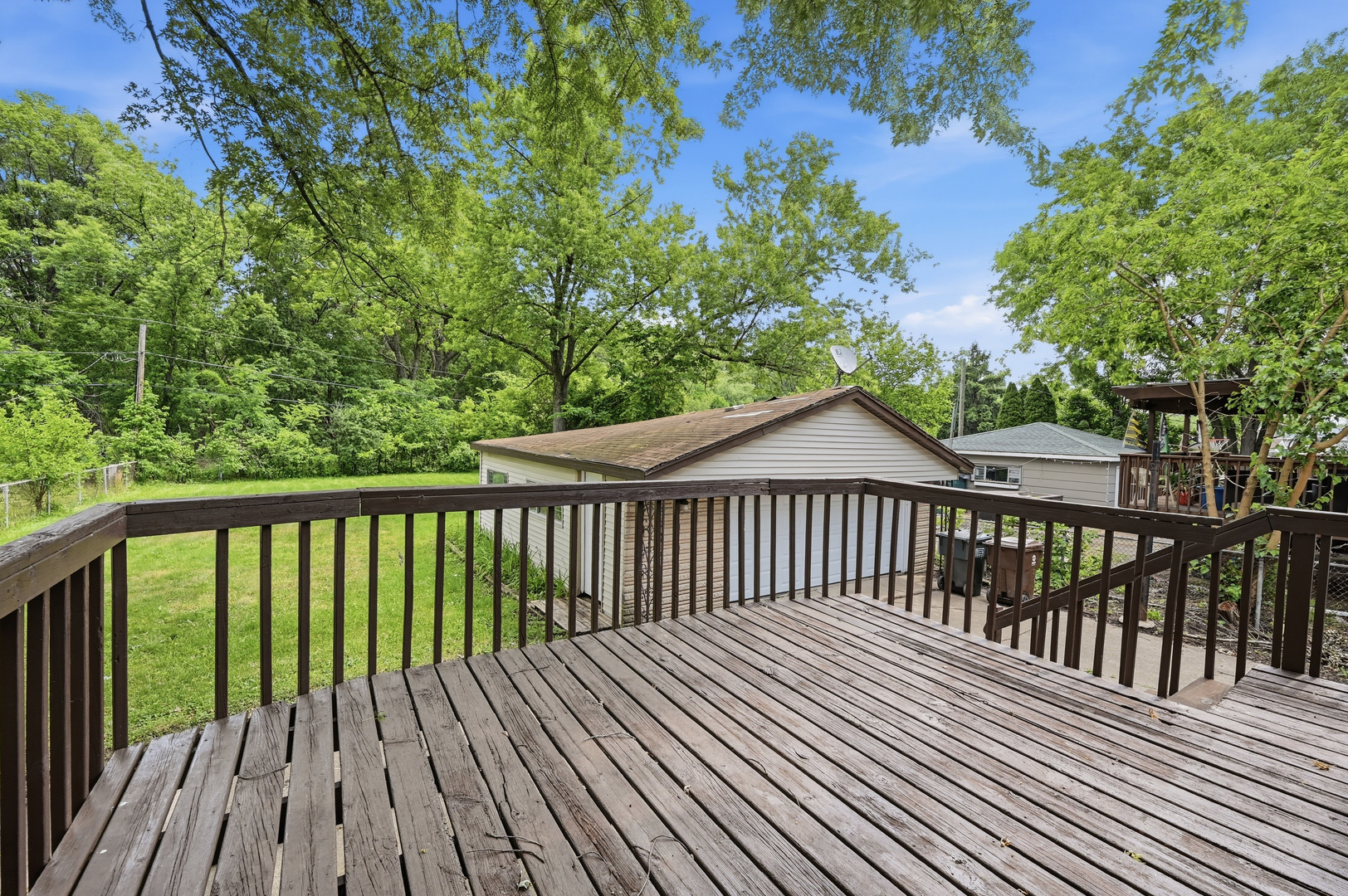 419 E Maple Drive, Glenwood, IL 60425