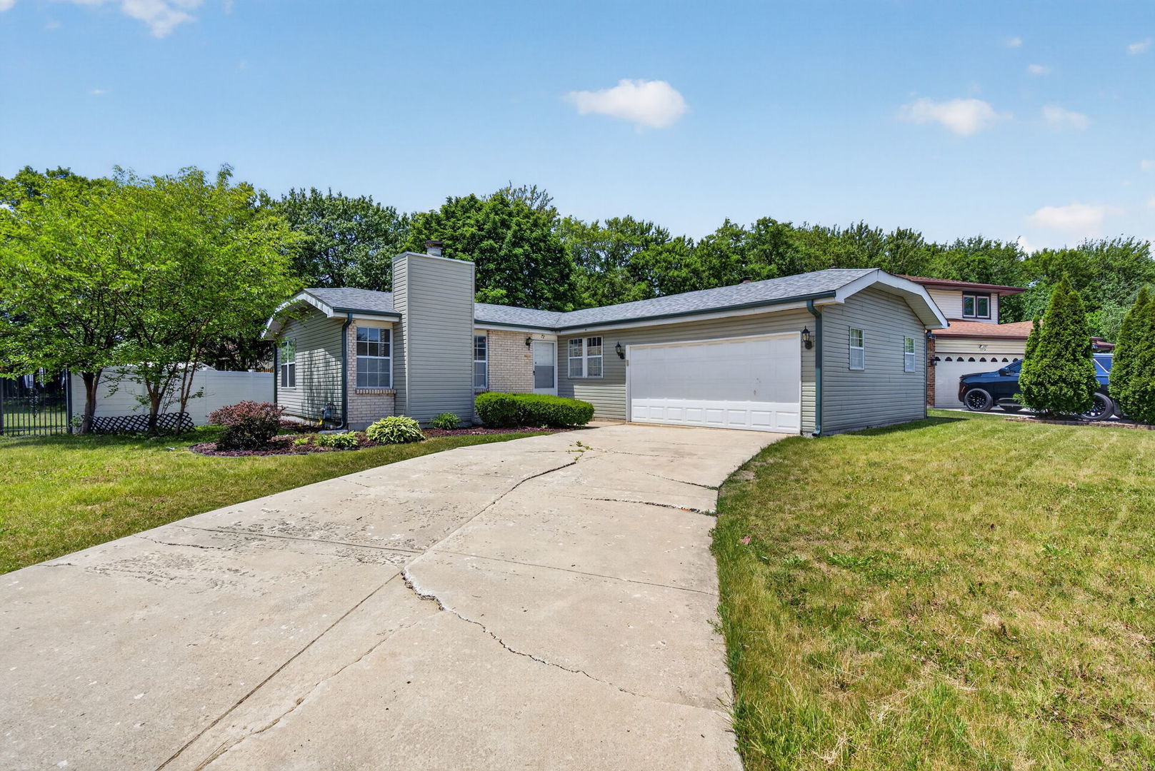 72 White Oaks Road, Matteson, IL 60443