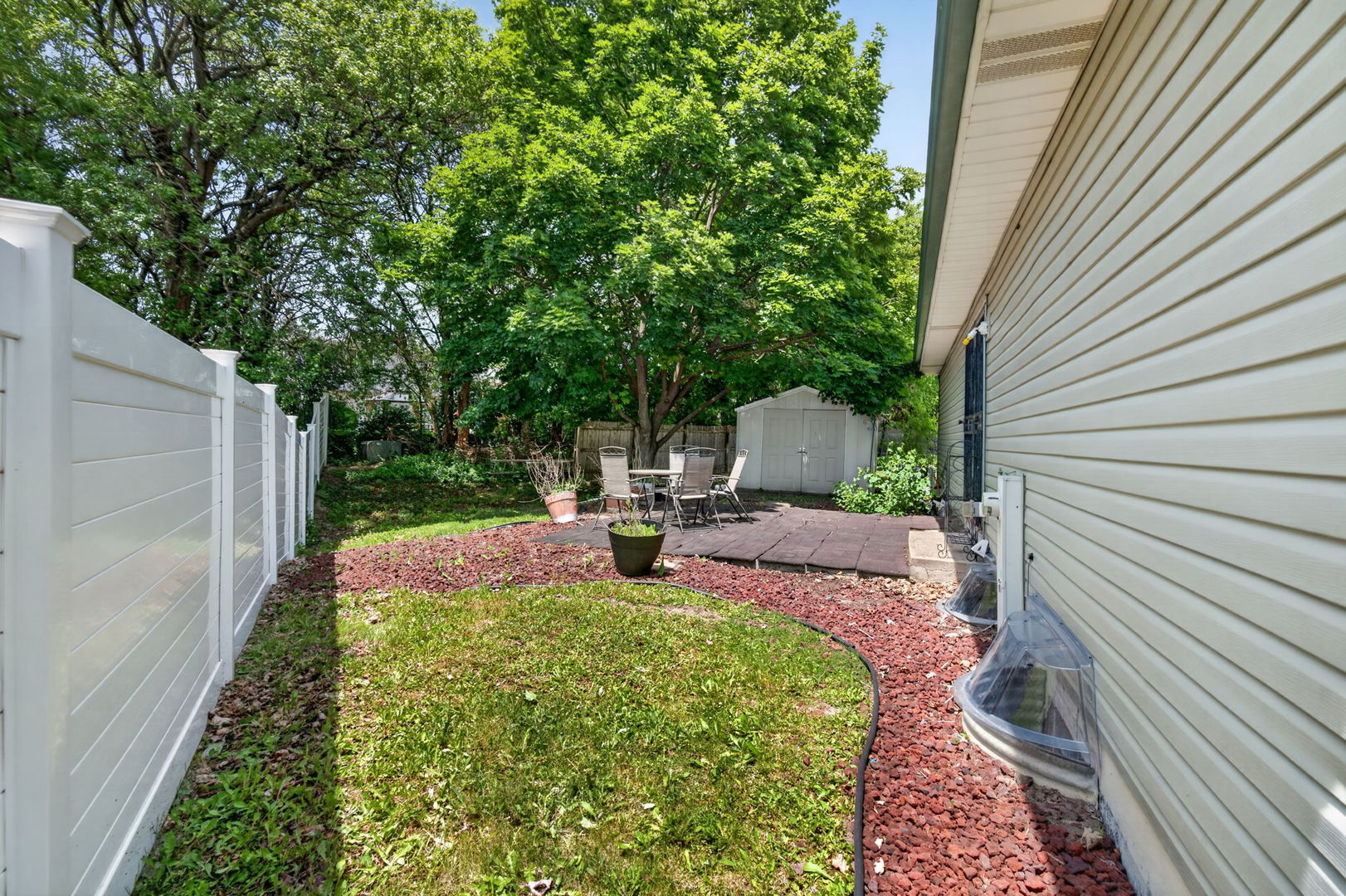 72 White Oaks Road, Matteson, IL 60443