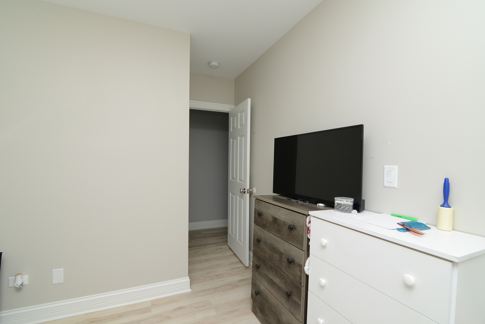 1051 N Springfield Avenue, Chicago, IL 60651