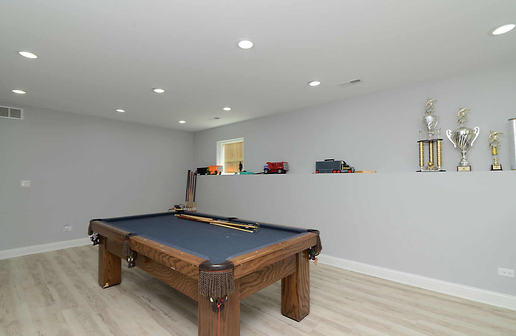1051 N Springfield Avenue, Chicago, IL 60651