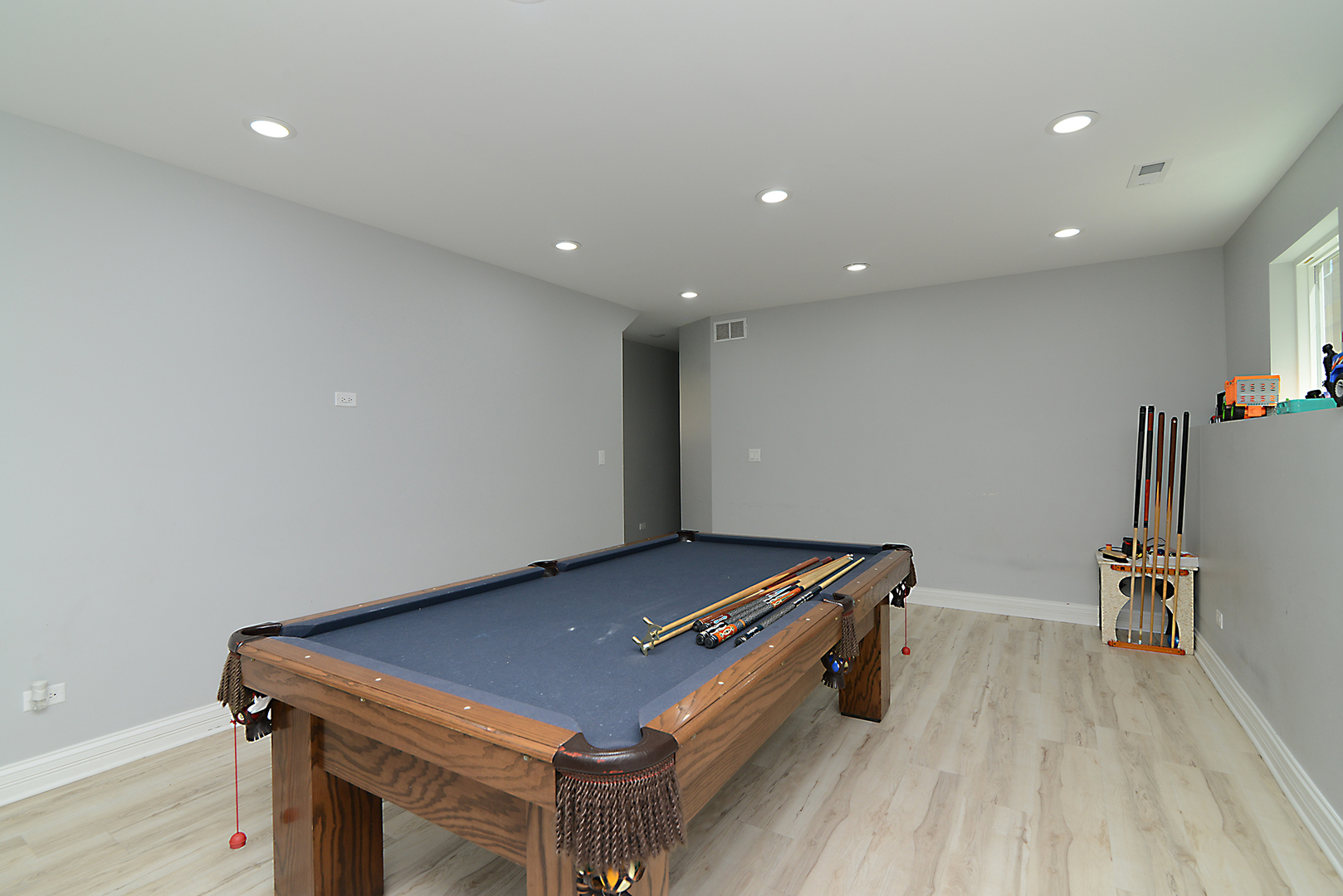 1051 N Springfield Avenue, Chicago, IL 60651