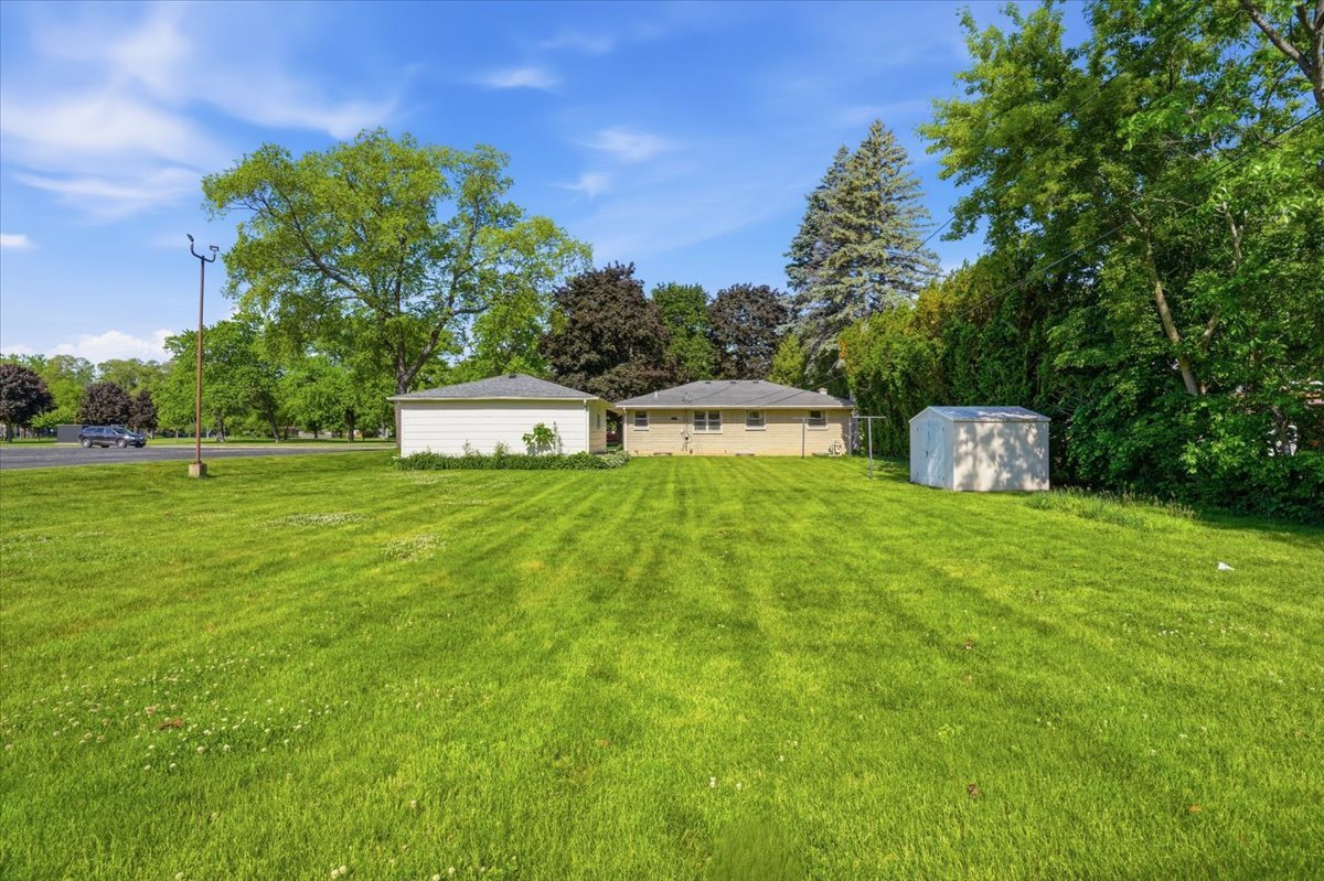 2903 Bethel Boulevard, Zion, IL 60099