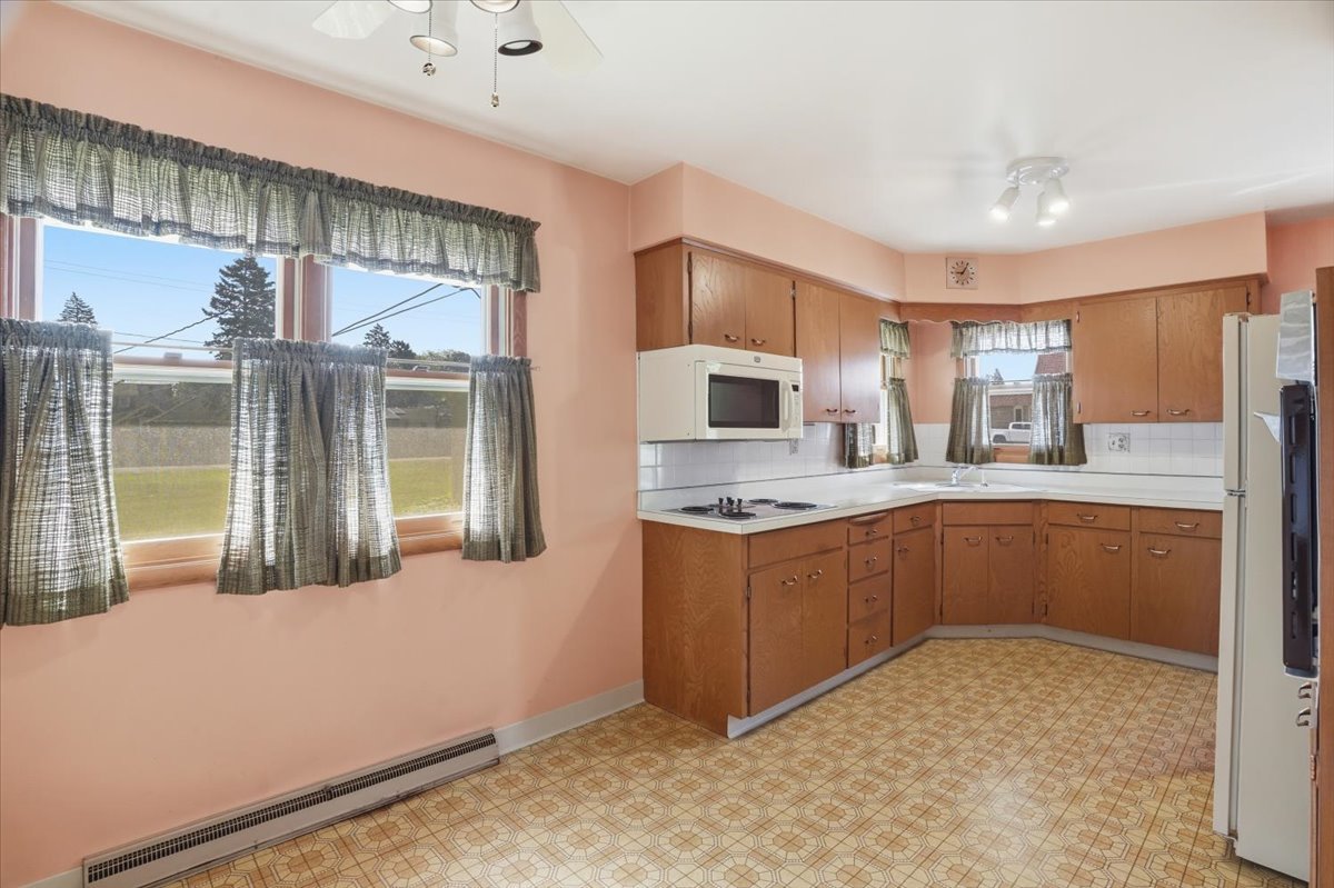 2903 Bethel Boulevard, Zion, IL 60099